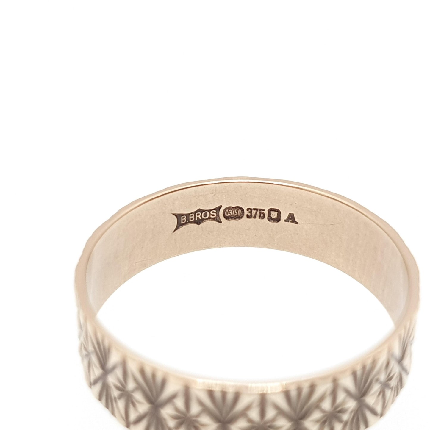 Vintage 9ct 9k Gold Band Ring Star Engraved Stacking Stacker Hallmarked Solid 375 Wide Chequered Thick Ladies Womens Fine Jewelry Jewellery