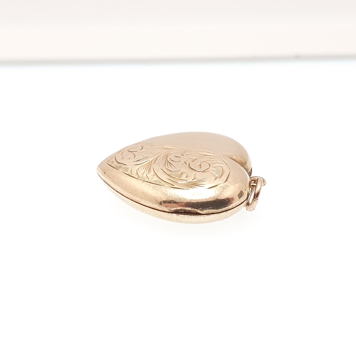 Antique 9ct Gold Heart Locket Cute Engraved Solid 9k 375 Pendant Fine Estate Love Gift Back & Front Necklace Retro Jewelry Womens Jewellery