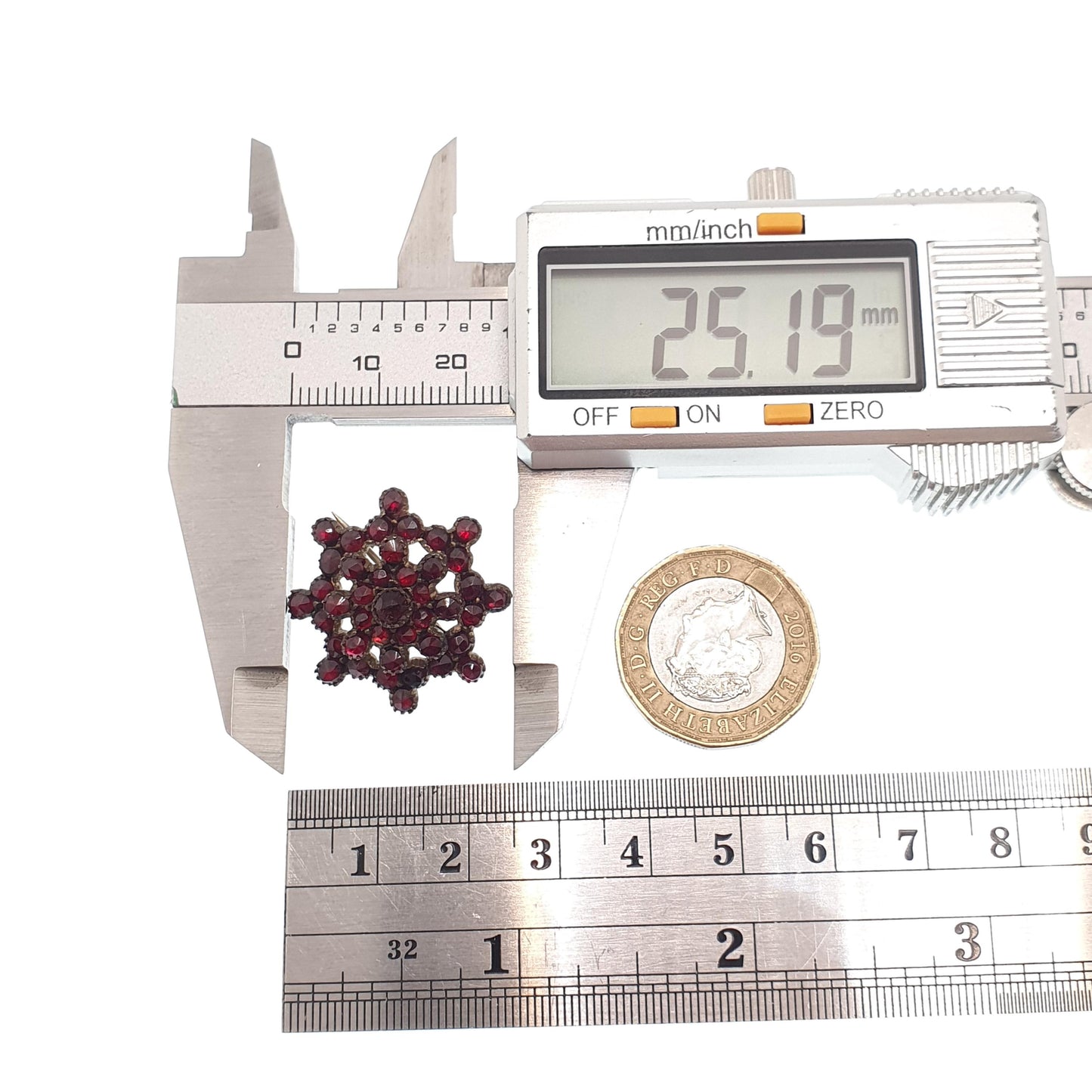 Antique Victorian Bohemian Garnet Brooch Pin Star Starburst Rolled Gold Renaissance Revival 1800s Pyrope Vintage Womens Jewelry Jewellery