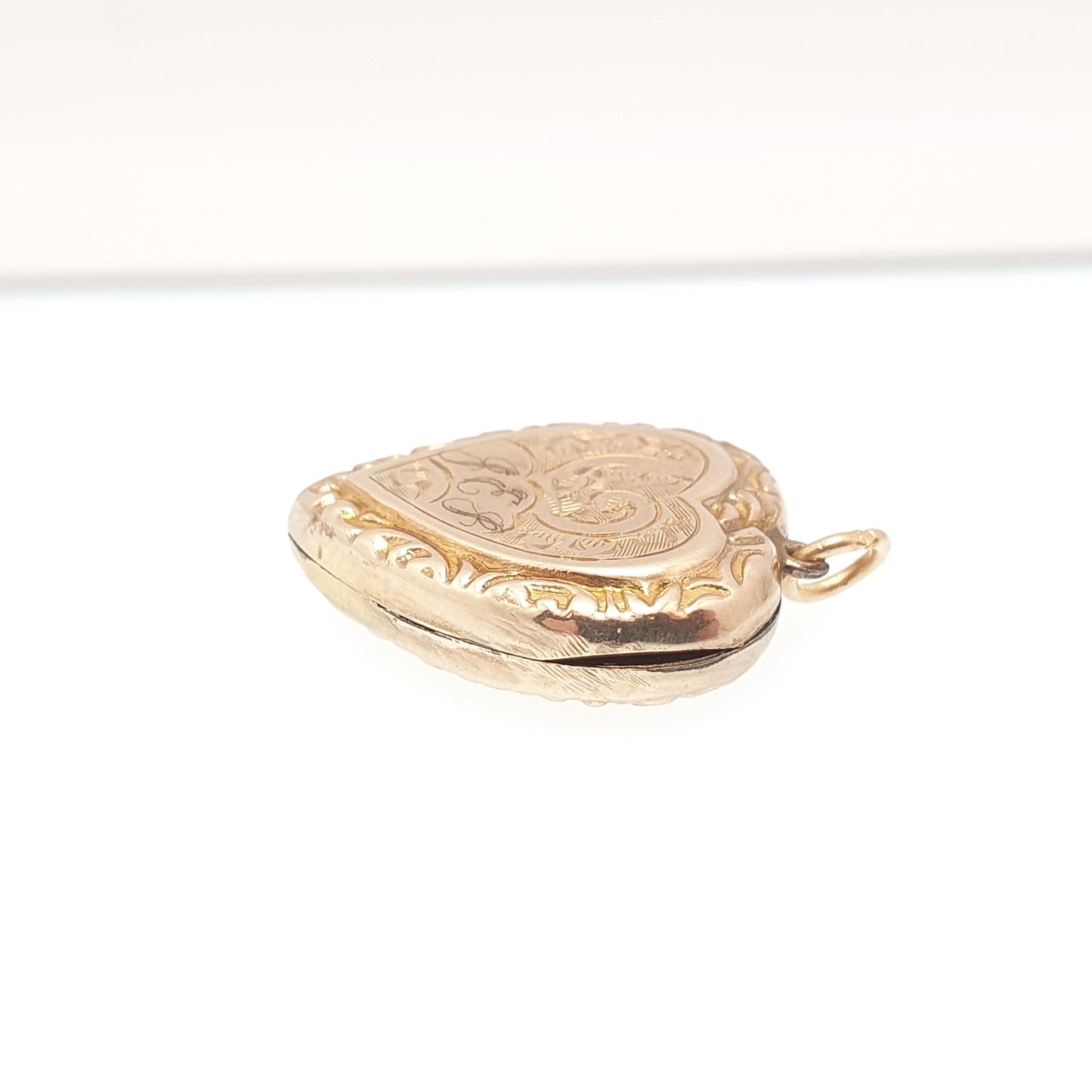 Antique 9ct Gold Heart Locket Cute Engraved Solid 9k 375 Pendant JES Fine Estate Love Gift Back & Front Necklace Jewelry Womens Jewellery