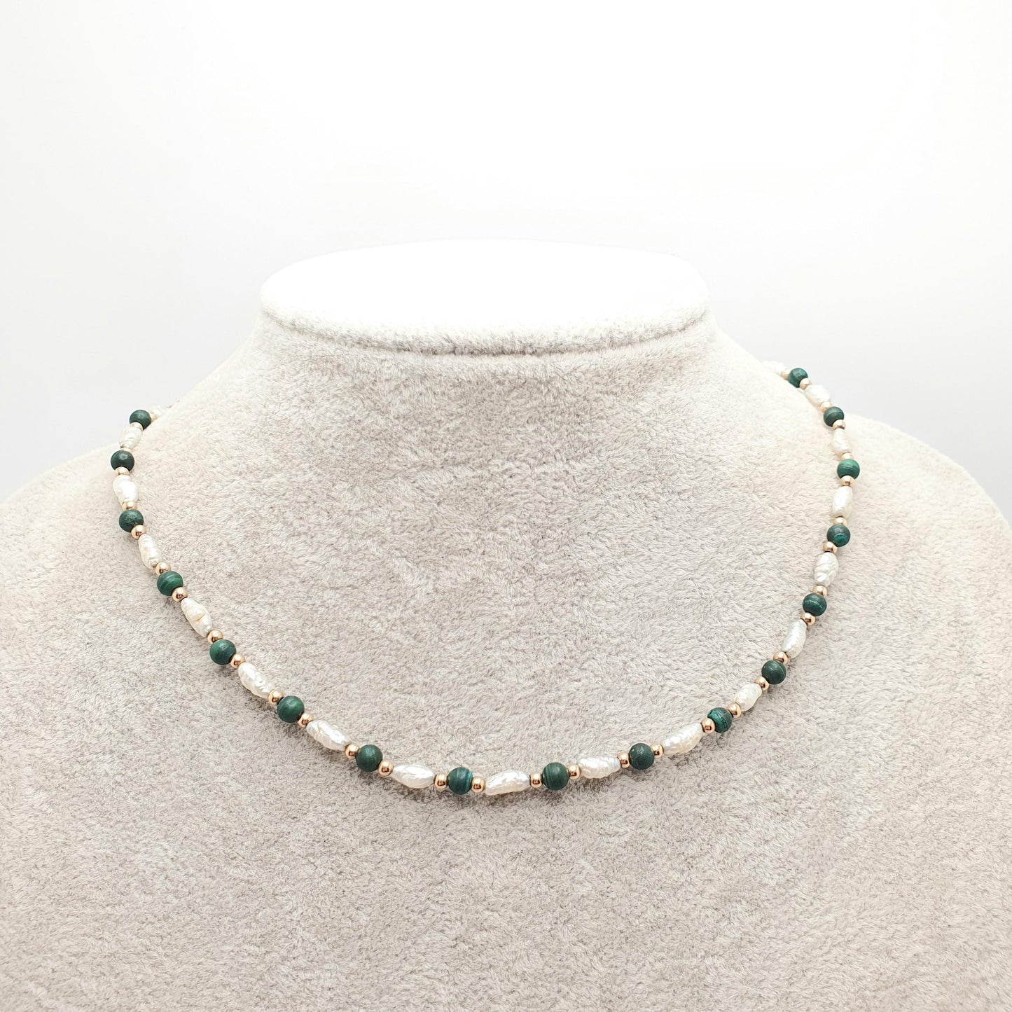 Vintage 9ct Gold Malachite Bead Necklace Freshwater Pearl Solid 9k 375 9kt Banded Green Gemstone 41cm 16.1" 7.60g Womens Jewelry Jewellery