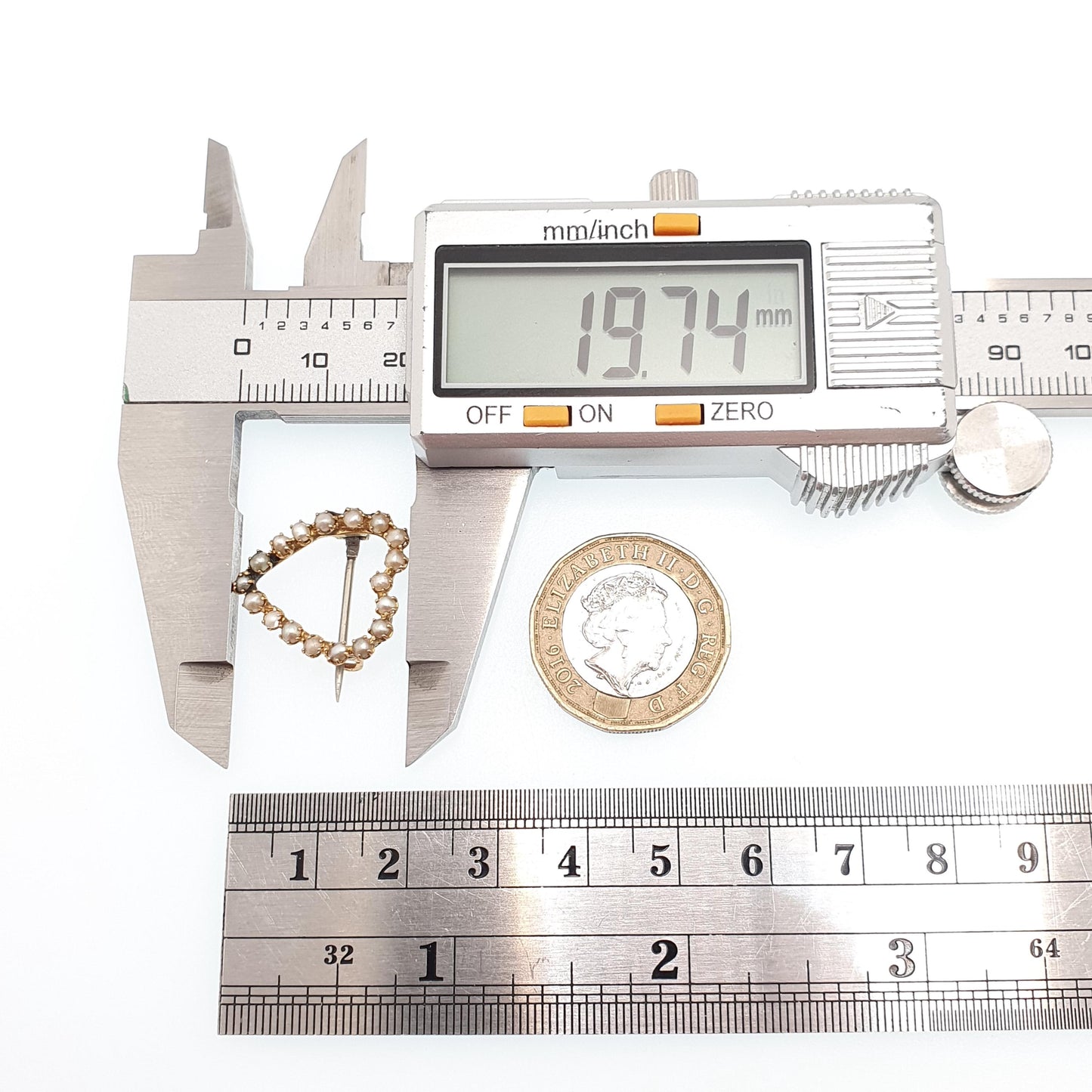 Antique 18ct Heart Brooch Seed Pearl Solid 18k 750 French Genuine Pearls Sweetheart Romantic Gift Love Womens Vintage Jewellery Jewelry