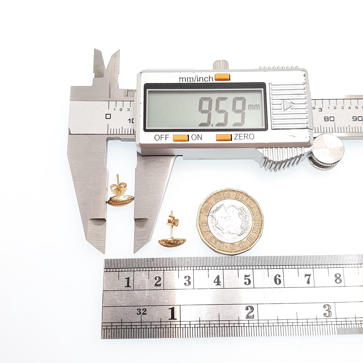 Vintage 18ct 18k Gold Stud Earrings Faceted Triangle French Solid 750 18kt Genuine Fine Estate Gift Dome Ladies Womens Jewelry Jewellery