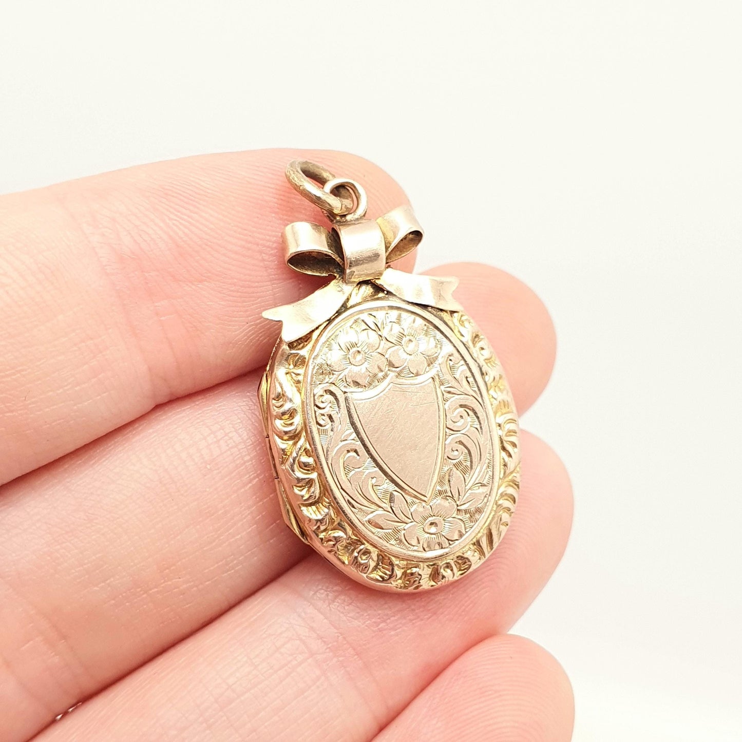 Antique 9ct 9k Rose Gold Bow Locket Pendant Large Big Oval Solid 375 Shield Engraved Fine Estate Back & Front Necklace Jewelry Jewellery