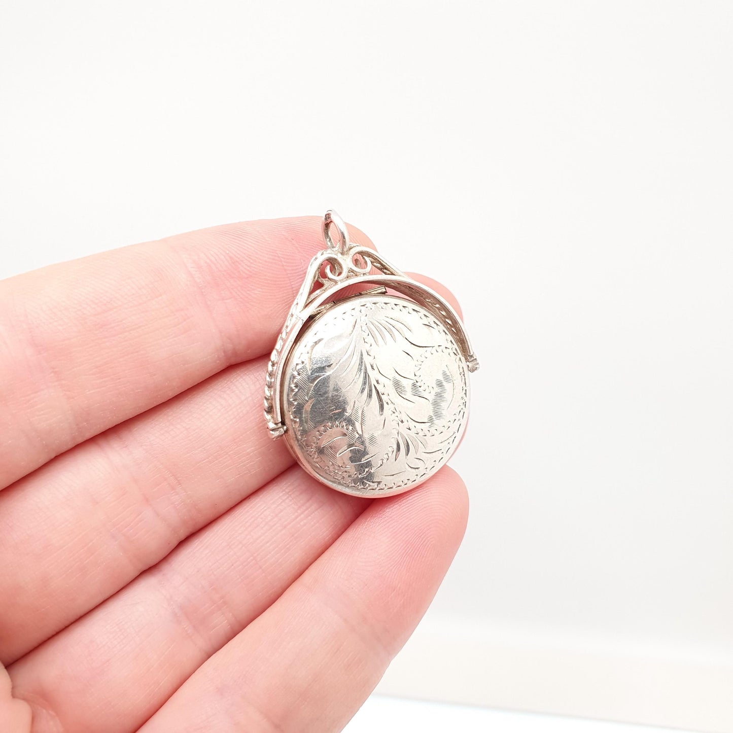 Vintage Sterling Silver Spinner Locket Pendant Fob Necklace Spinning 1970s Solid 9ct 9 Carat Engraved Photo Picture Retro Womens Jewelry