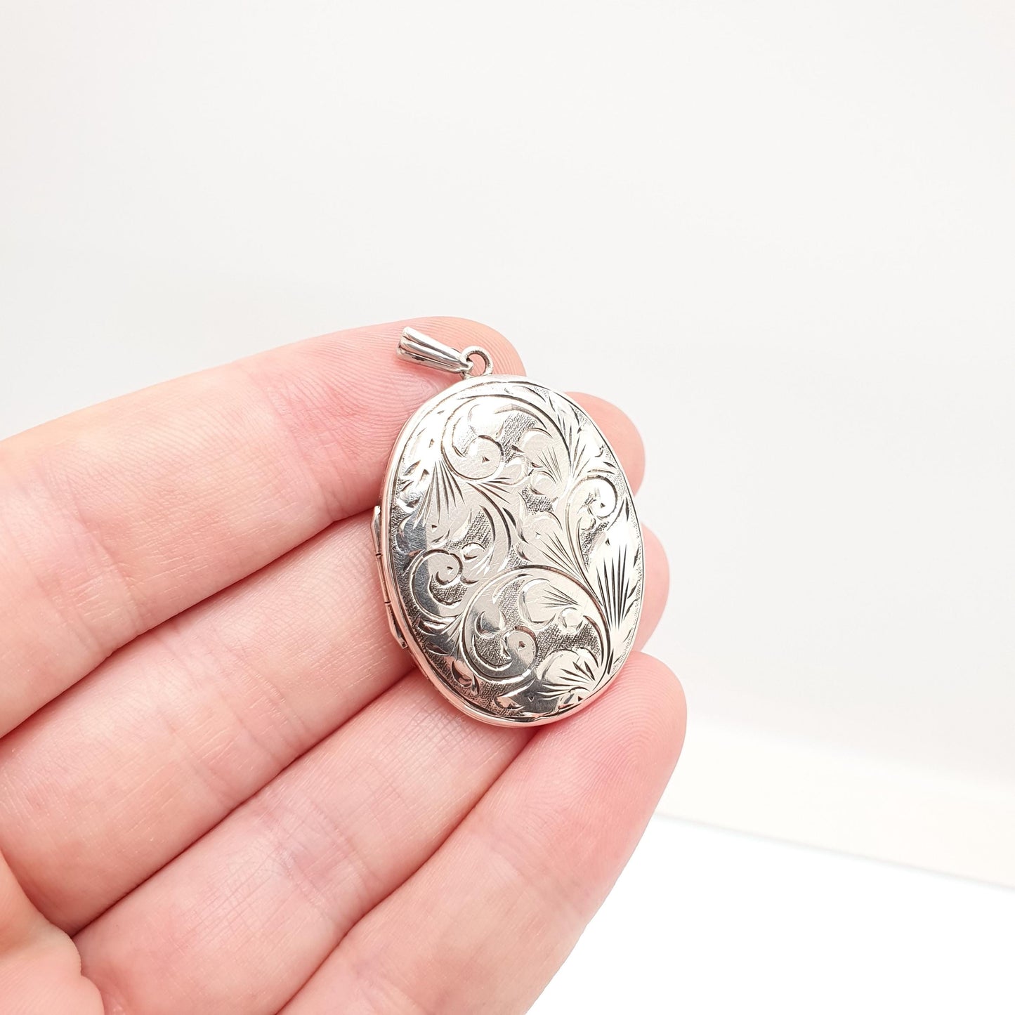 Vintage Sterling Silver Locket Oval 1975 Hallmark Pendant Necklace Large Big Engraved Retro Fine Solid 925 Jewelry Womens Jewellery
