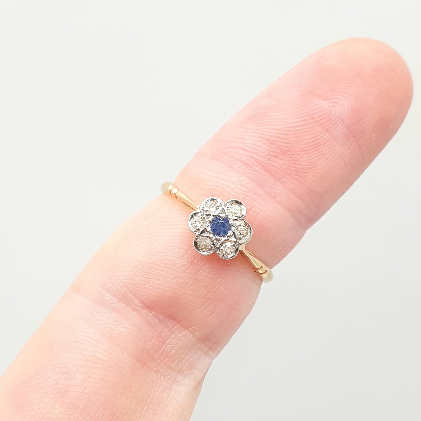 Antique Sapphire & Diamond Ring 18k 18ct Solid Gold 750 Dainty Cluster Flower Halo Gemstone Estate Rose Genuine Vintage Jewelry Jewellery