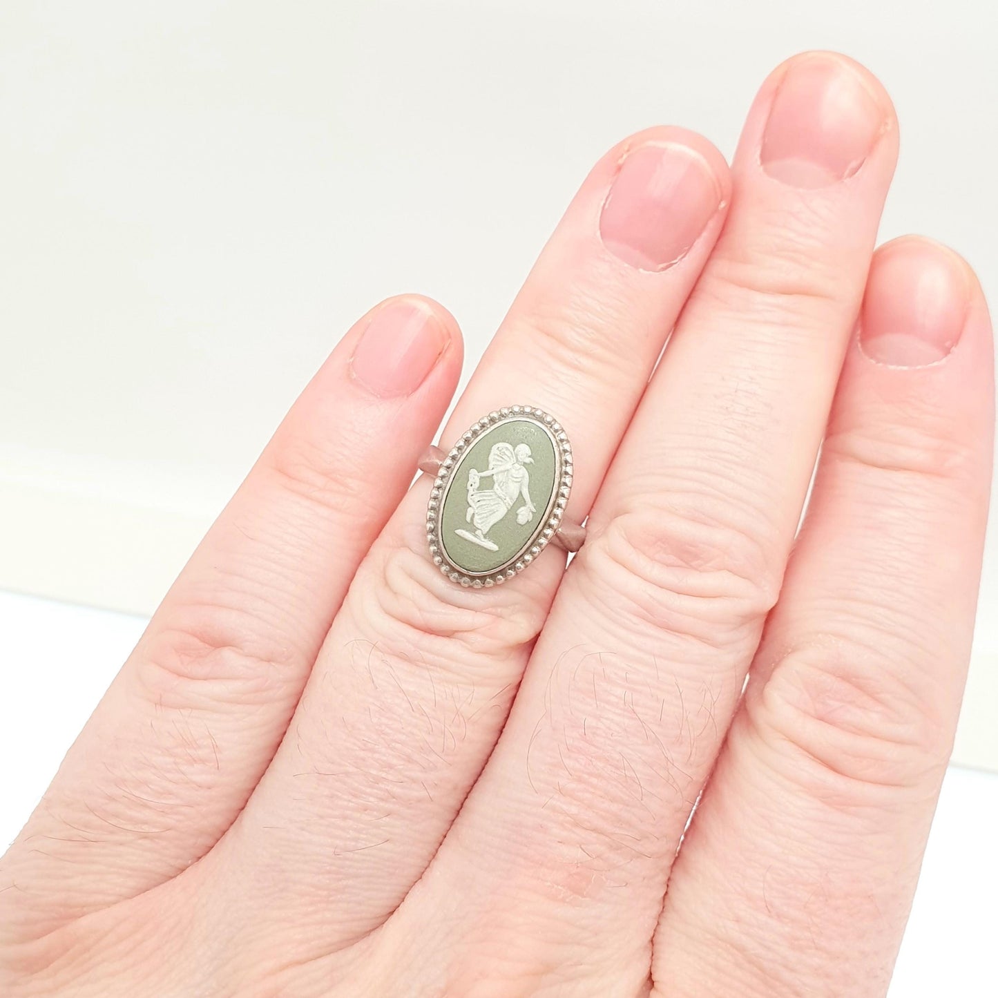 Vintage Sterling Silver Wedgwood Ring Green Jasperware Cameo Signet Genuine Josiah 1971 Hallmarked Women Ladies Retro Jewelry Jewellery