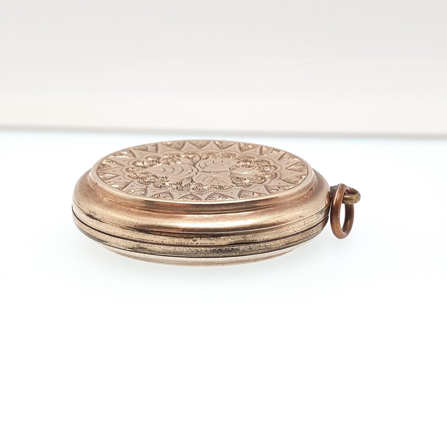 Antique Victorian 9ct Rose Gold Star Locket Hand Engraved Leaf Pendant Oval Estate Solid 9kt Front Back Big Large Vintage Jewelry Jewellery