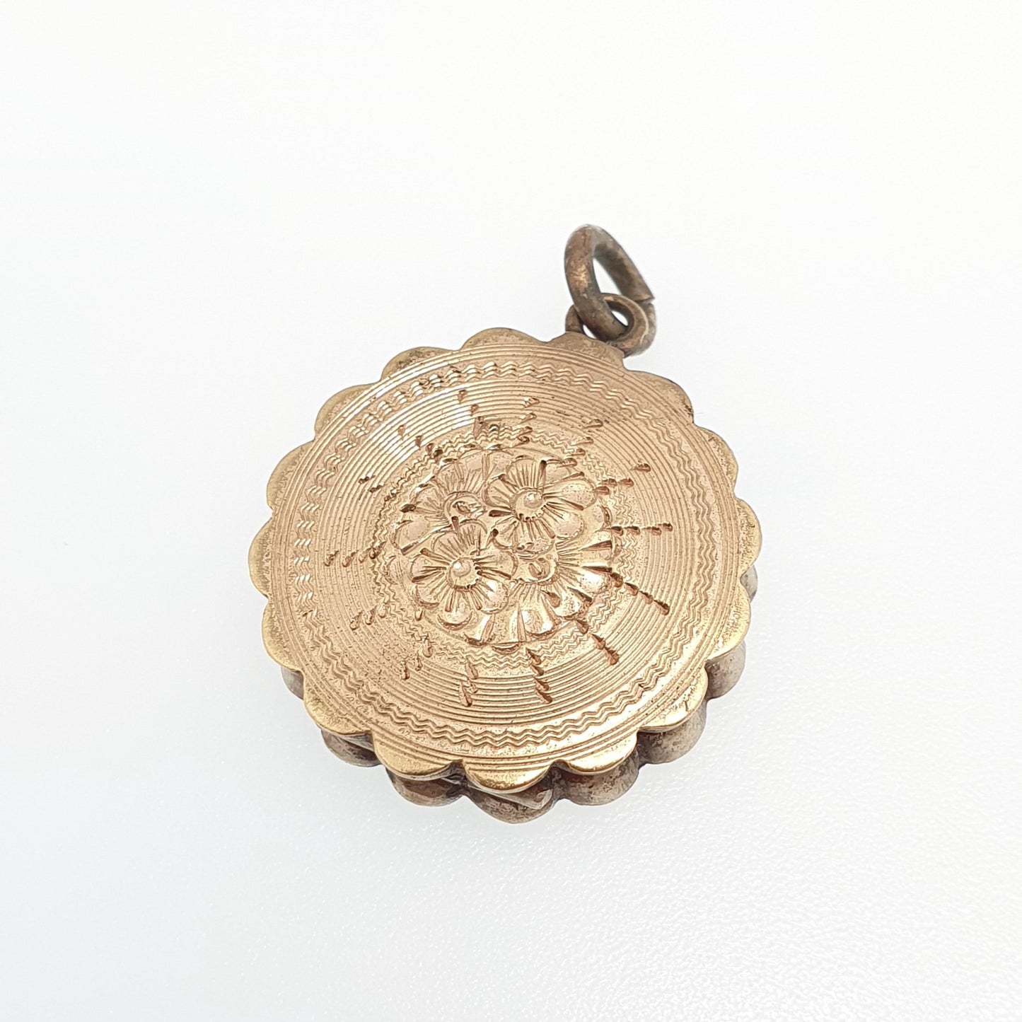 Antique Rolled Gold Locket Necklace Pendant Gold Filled Front & Back Pattern Engraved Circle Vintage Frilled Womens Ladies Jewellery Jewelry