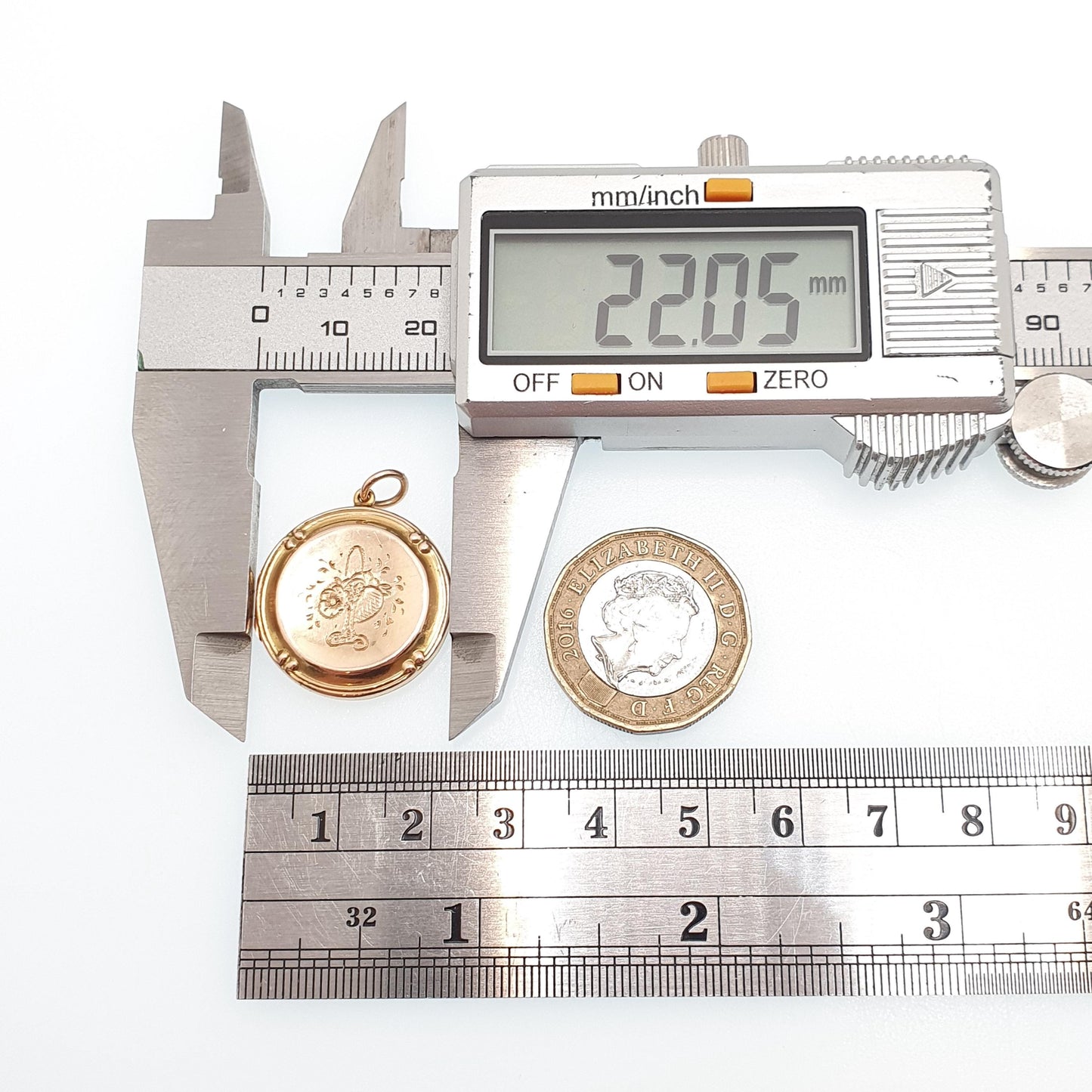 Antique 9ct Gold Locket Butterfly Flower Basket Solid 9k 375 Engraved Cute Pendant Gift Back & Front Necklace Jewelry Womens Jewellery