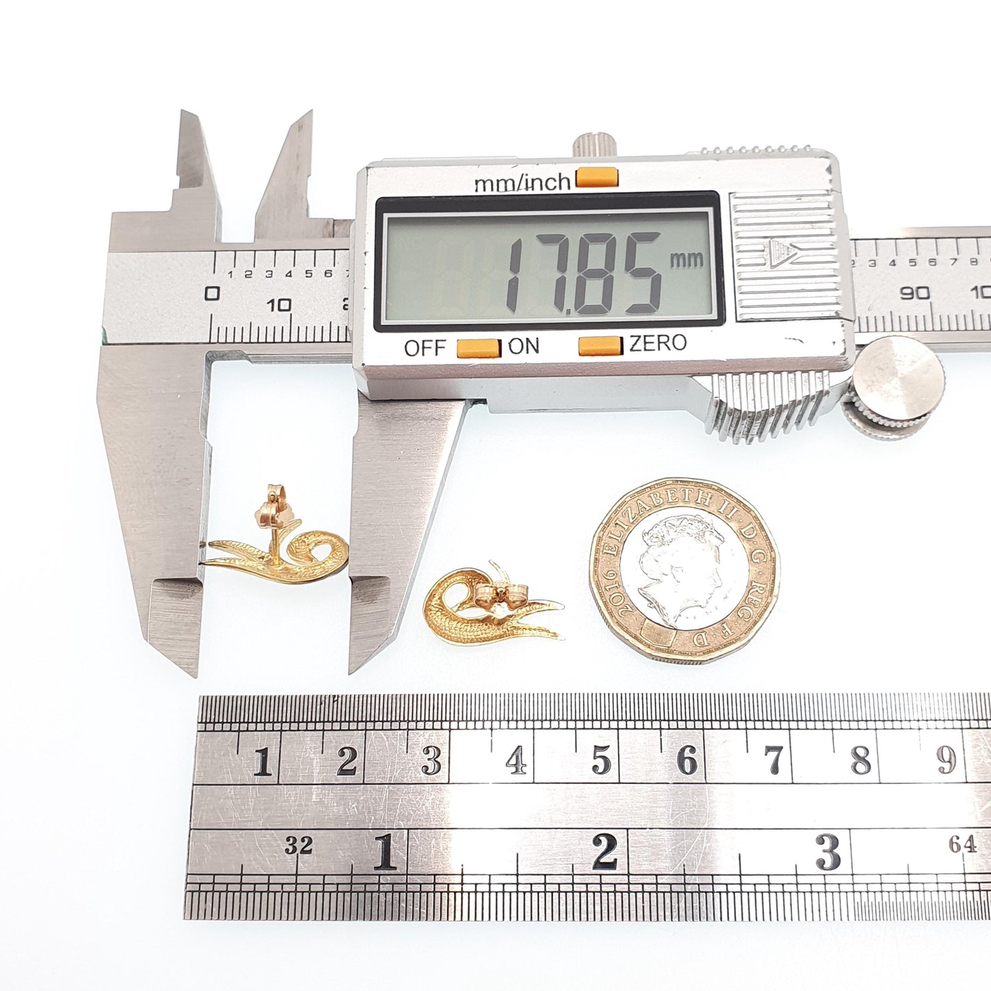 Vintage 14k Gold Diamond Bird Earrings Stud Solid 14kt 585 Solid 585 Pair of Birds Animal Cute Sweet Gift Ladies Jewelry Womens Jewellery