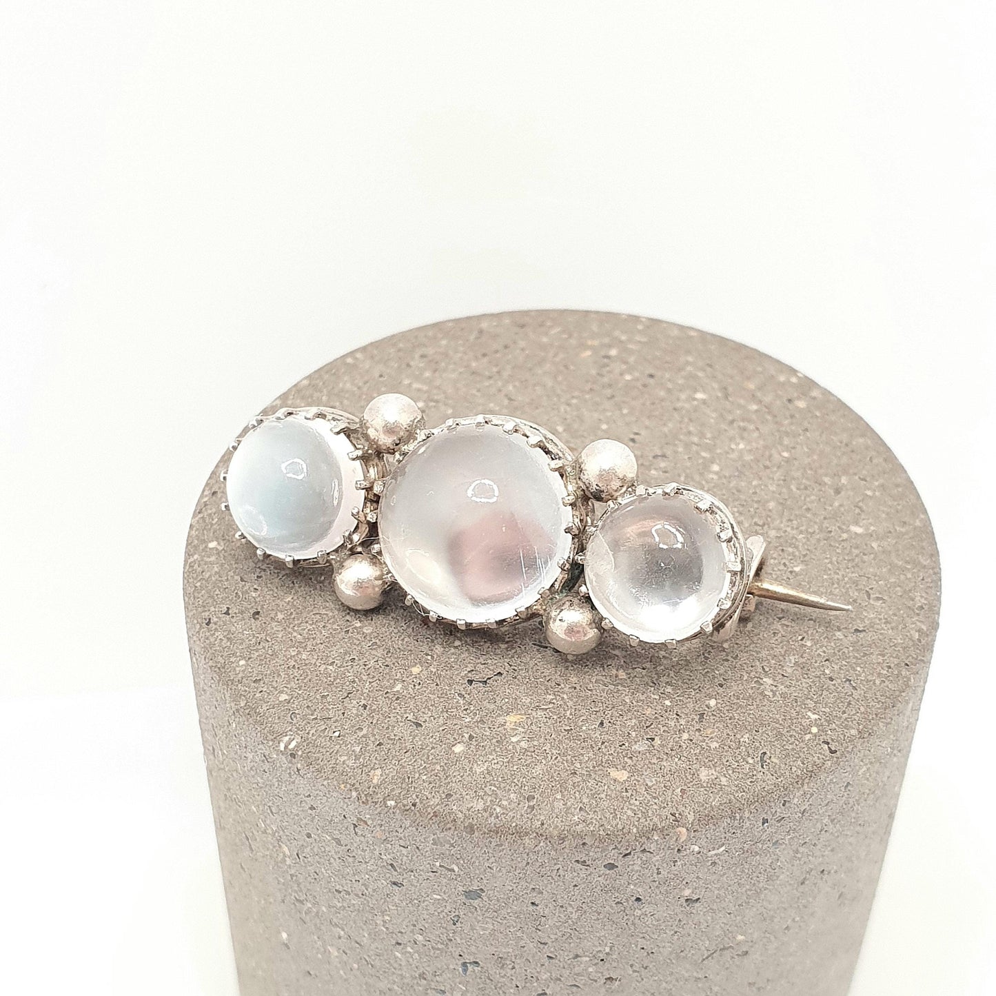 Antique Solid Silver Moonstone Brooch Victorian Moonstones Vintage Small Cute White Adularescence Womens Cabochon Jewelry Jewellery