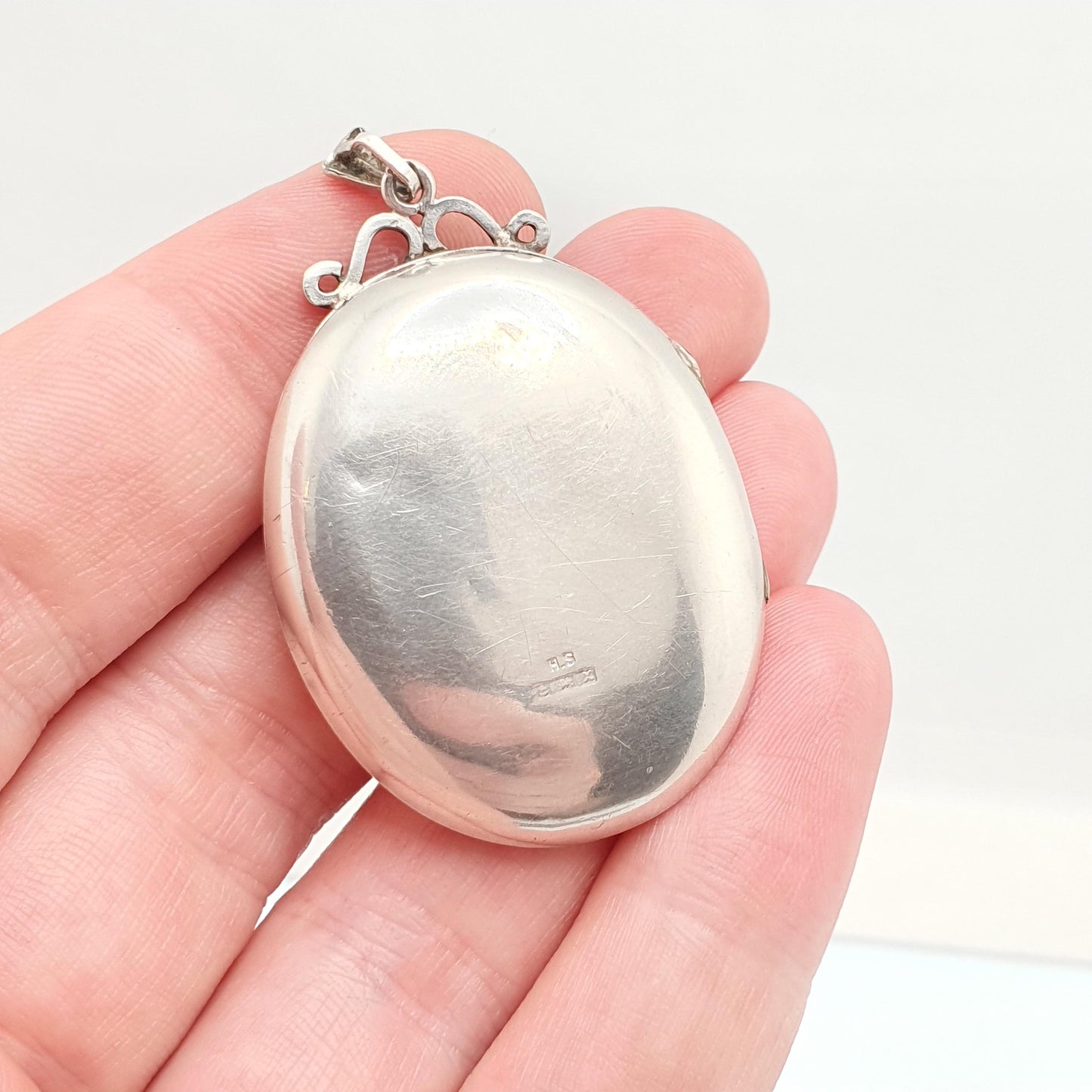 Vintage Sterling Silver Locket Oval 1972 Hallmark Pendant Necklace Large Big Engraved Retro Fine Solid 925 Jewelry Womens Jewellery