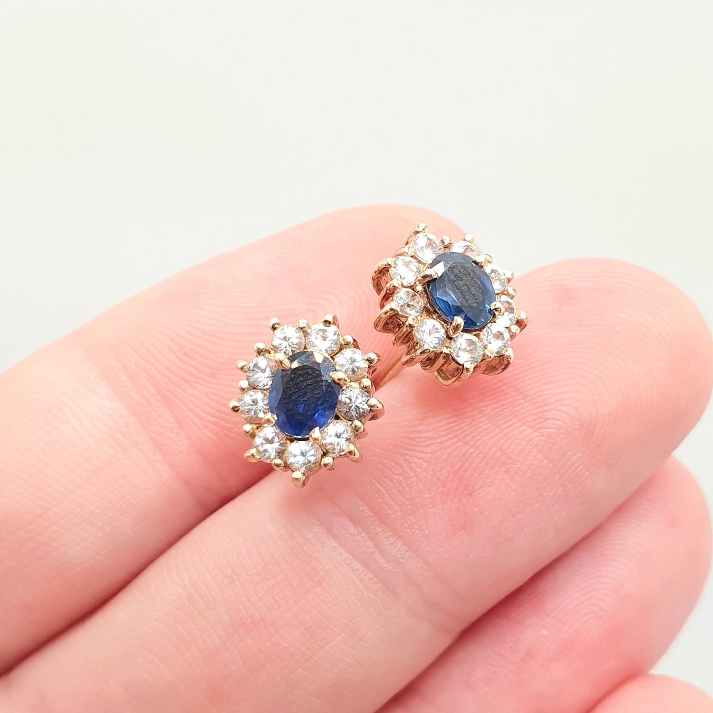 Vintage 18ct Gold Sapphire Earrings Solid 750 18k 18kt Cluster Halo Oval Cut Stud White Blue Gemstone Fine Estate Womens Jewelry Jewellery