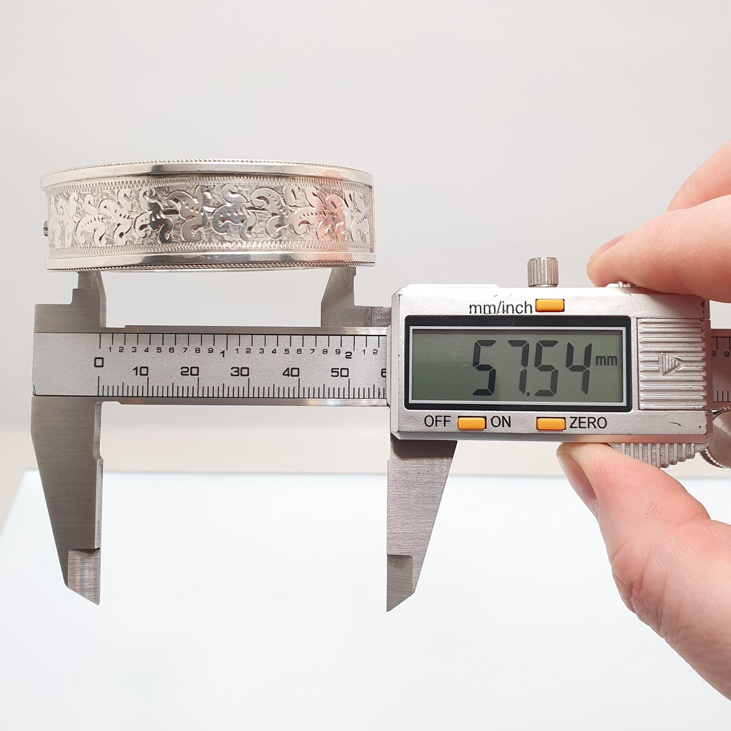 Victorian Solid Silver Antique Snap Bracelet Bangle Engraved 26.96g Thick Wide Heavy Rare 1800s Vintage Womens Jewelry Jewellery