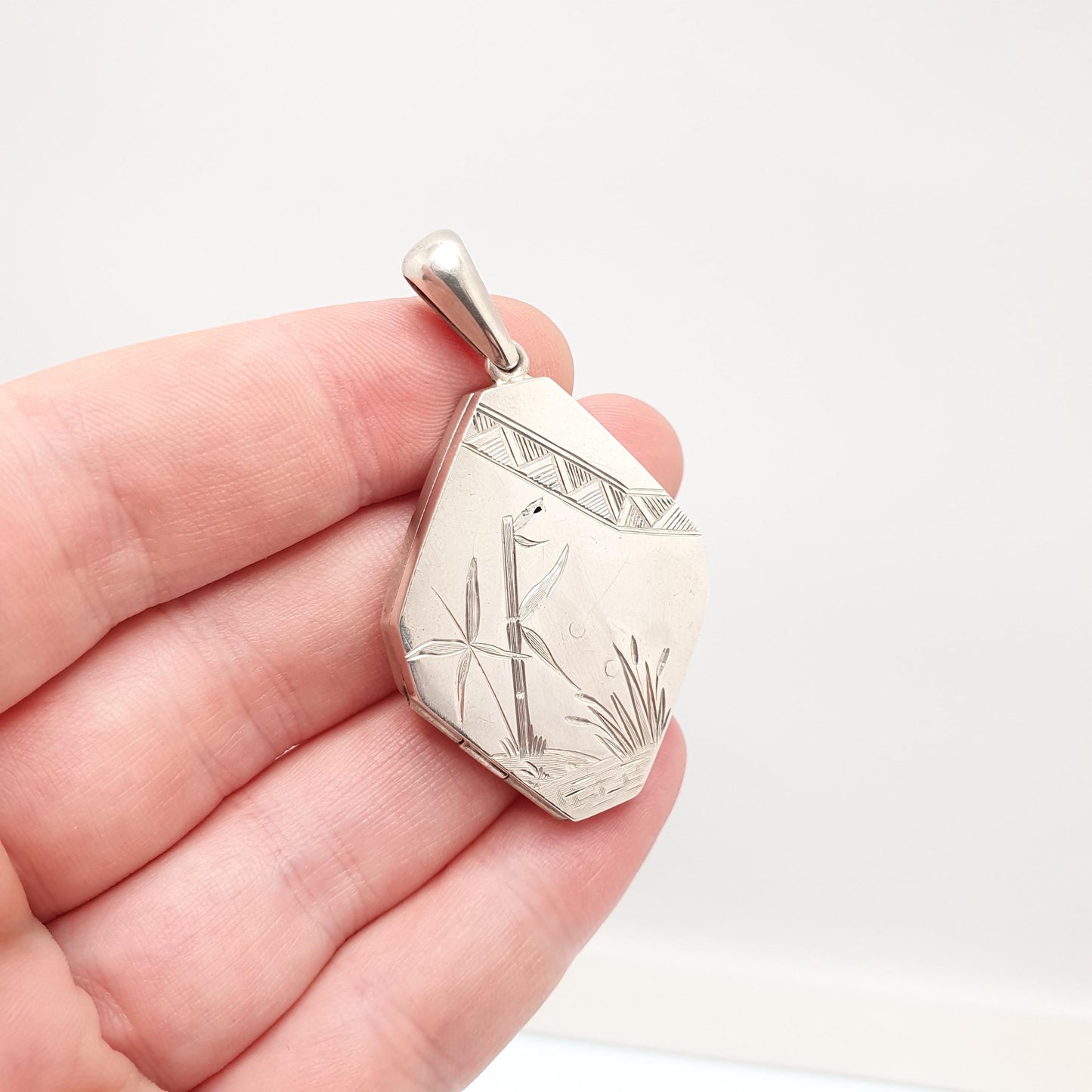 Antique Victorian Sterling Silver Locket Kite Diamond Shape 1880 Hallmark Pendant Picture Photo Reeds Etruscan Vintage Jewelry Jewellery