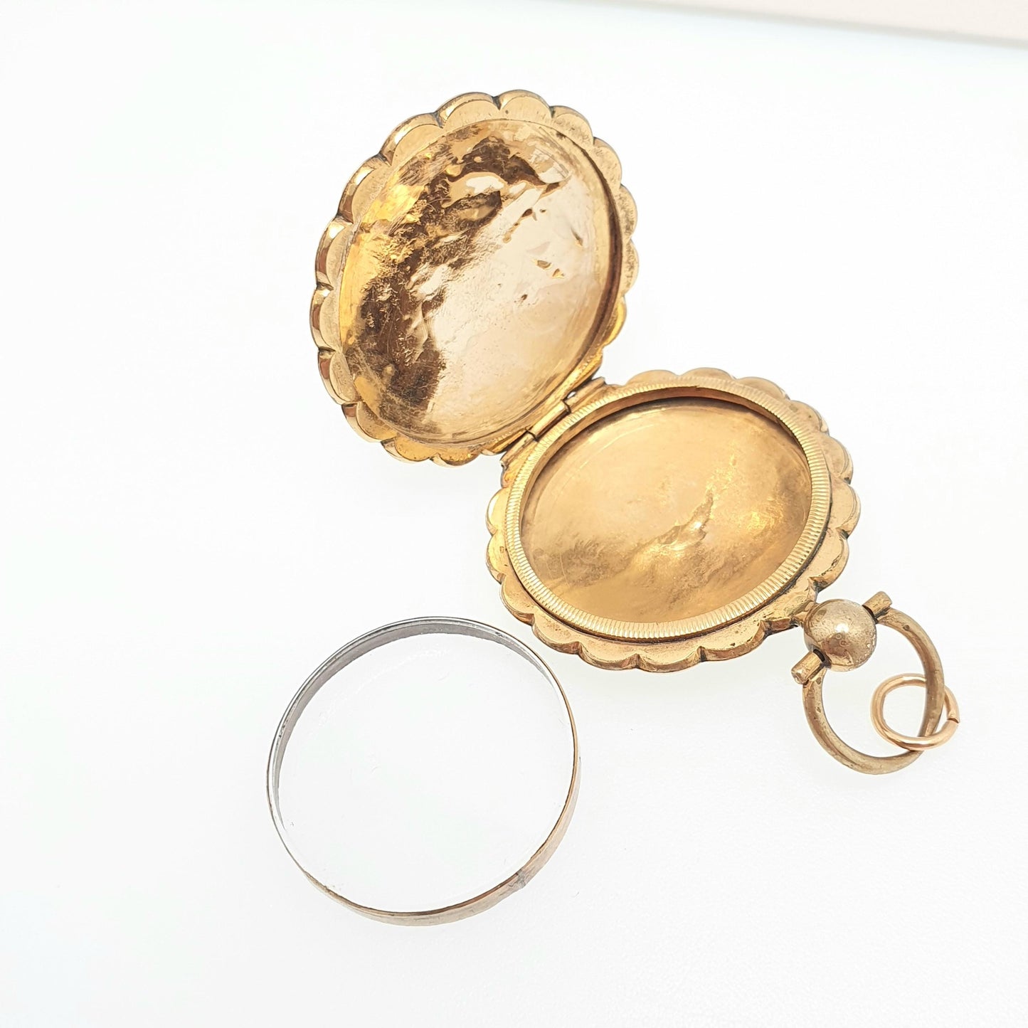 Antique Victorian 9ct 9k Gold Locket Necklace Pendant Large Big Solid Back & Front Pocket Watch Style Engraving Picture Jewelry Jewellery
