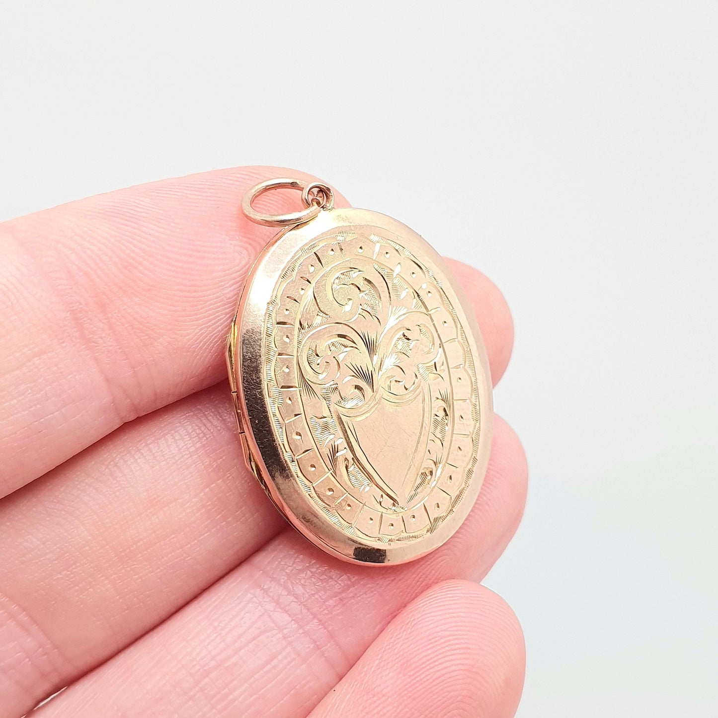 Antique 9ct Rose Gold Locket Large Oval Solid 9k 375 Engraved Small Cute Pendant Love Gift Back & Front Necklace Jewelry Womens Jewellery
