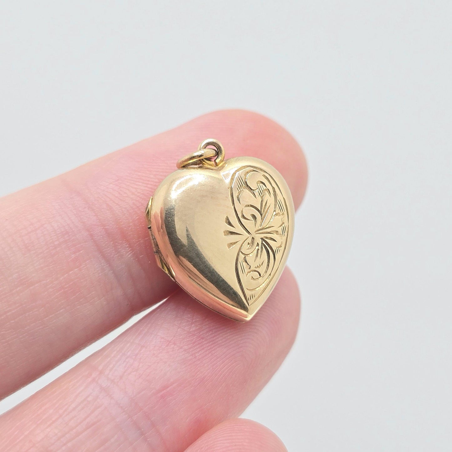 Antique 9ct Gold Heart Locket Small Cute Engraved Solid 9k 375 Pendant Fine Estate Love Gift Back & Front Necklace Jewelry Womens Jewellery