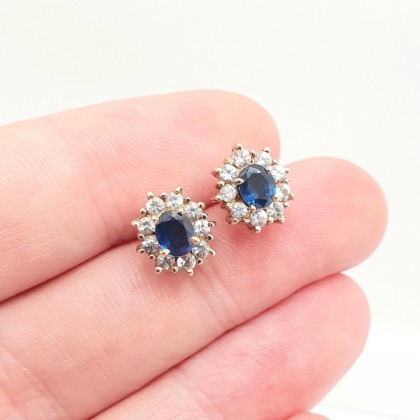 Vintage 18ct Gold Sapphire Earrings Solid 750 18k 18kt Cluster Halo Oval Cut Stud White Blue Gemstone Fine Estate Womens Jewelry Jewellery