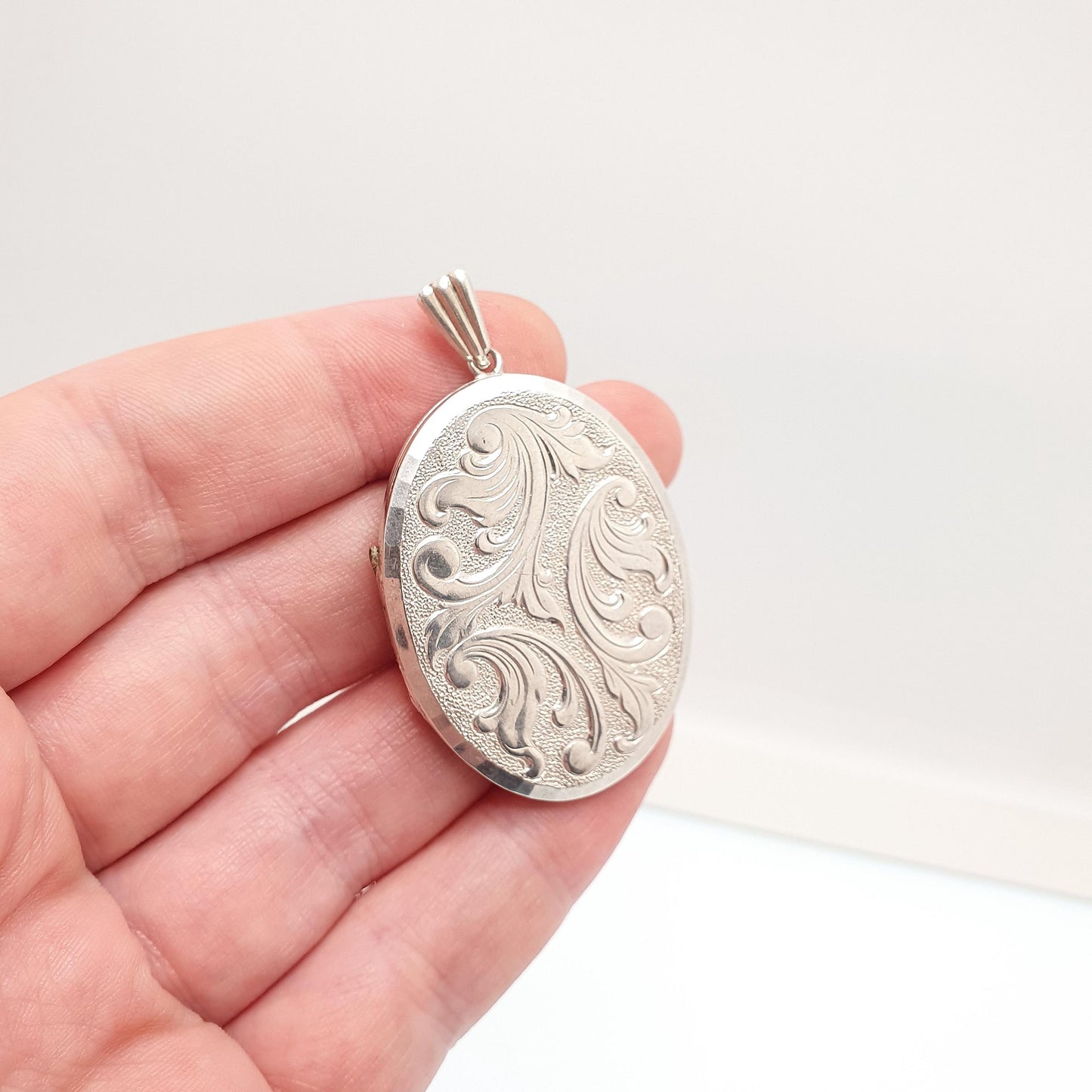 Vintage GEORG JENSEN Sterling Silver Locket Very Large Big 1969 Hallmark Engraved Necklace Pendant Picture Photo Womens Jewelry Jewellery