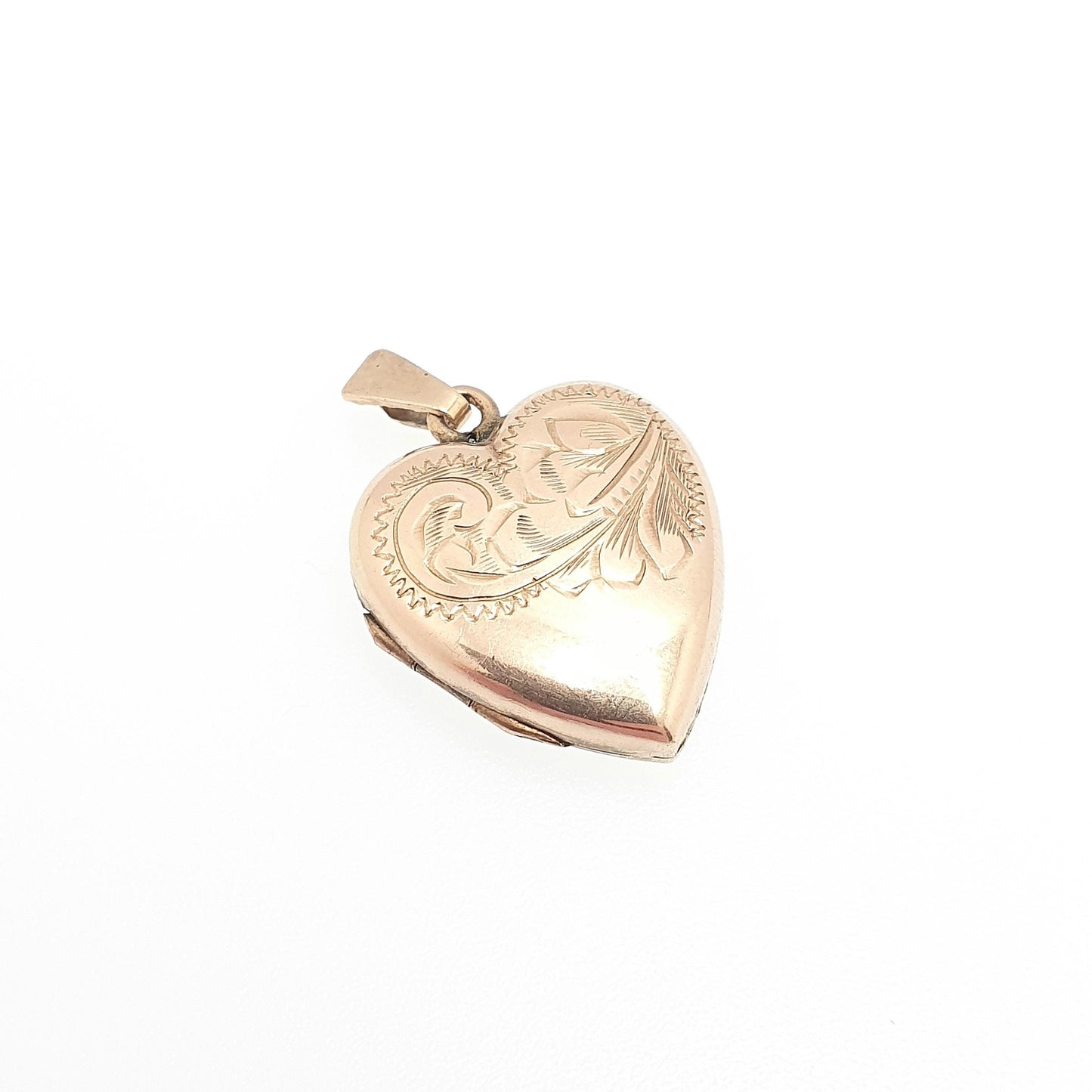 Antique 9ct Gold Heart Locket Cute Engraved Solid 9k 375 Pendant Fine Estate Love Gift Back & Front Necklace Retro Jewelry Womens Jewellery