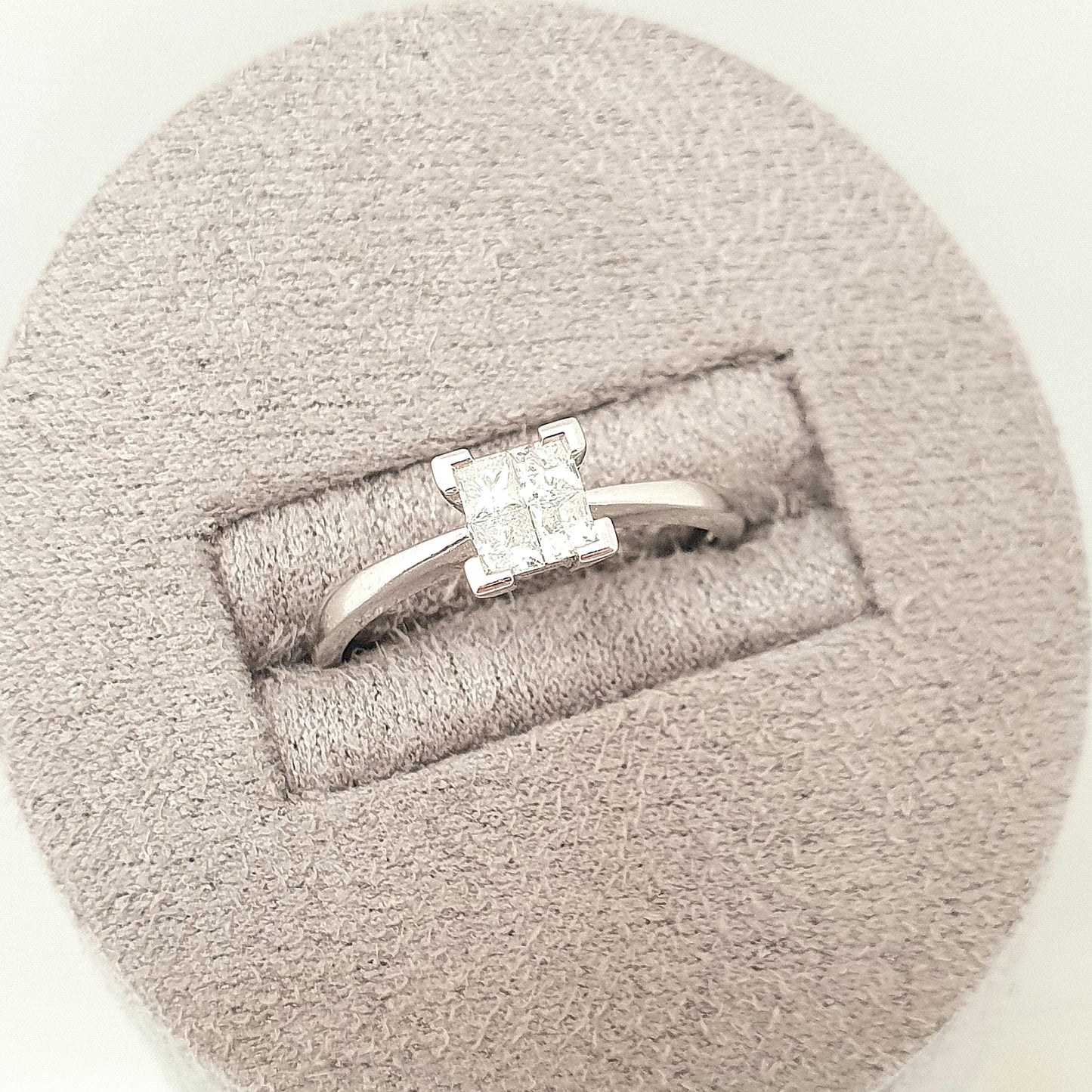 Solid 9ct 9k Gold Diamond Ring Princess Cut Natural Diamonds 0.2ct White Gold 375 Real Gemstone Fine Estate Womens Jewelry Jewellery