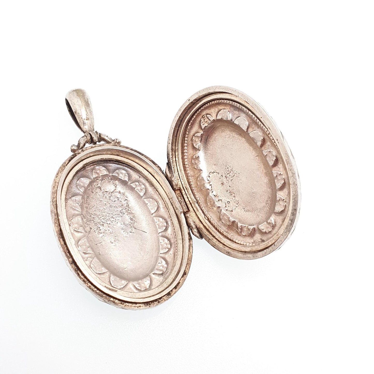 Antique Victorian Solid Silver Locket Hand Engraved Back and Front Oval Large Big Pendant Picture Photo Vintage Womens Jewelry Jewellery