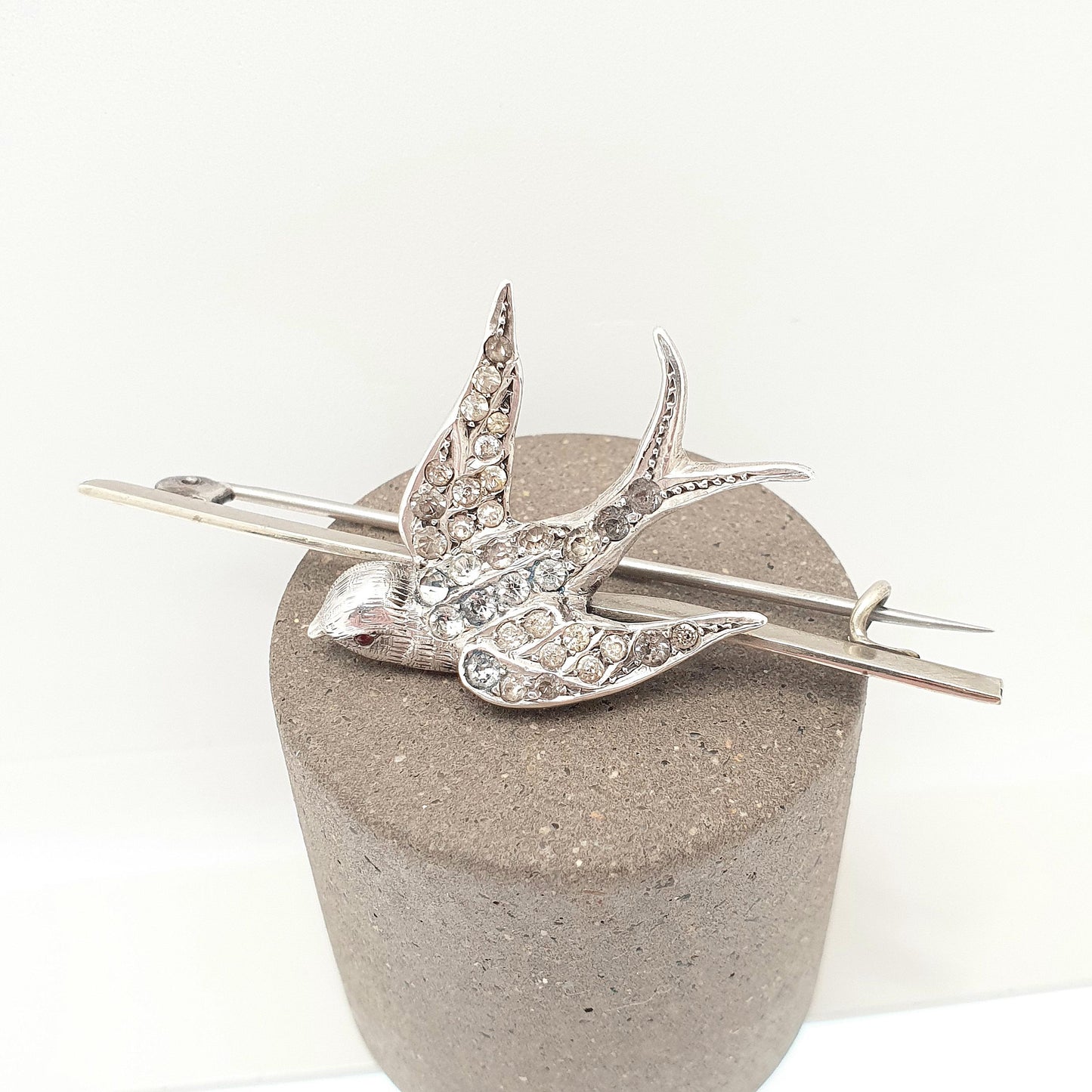 Antique Solid Silver Victorian Paste Bird Brooch Diamond Foiled Pastes Large Big Songbird Swallow Cute Birds Vintage 1800s Ladies Womens
