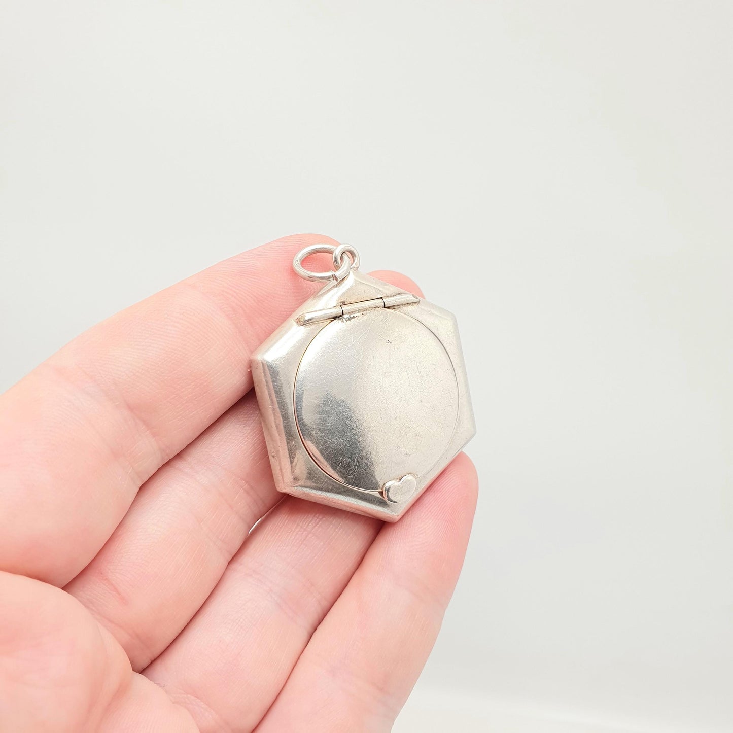 Antique Sterling Silver Powder Compact Locket Pendant Heart Hexagon Mirror 1925 Hallmarked Vintage Solid 925 Womens Jewelry Jewellery
