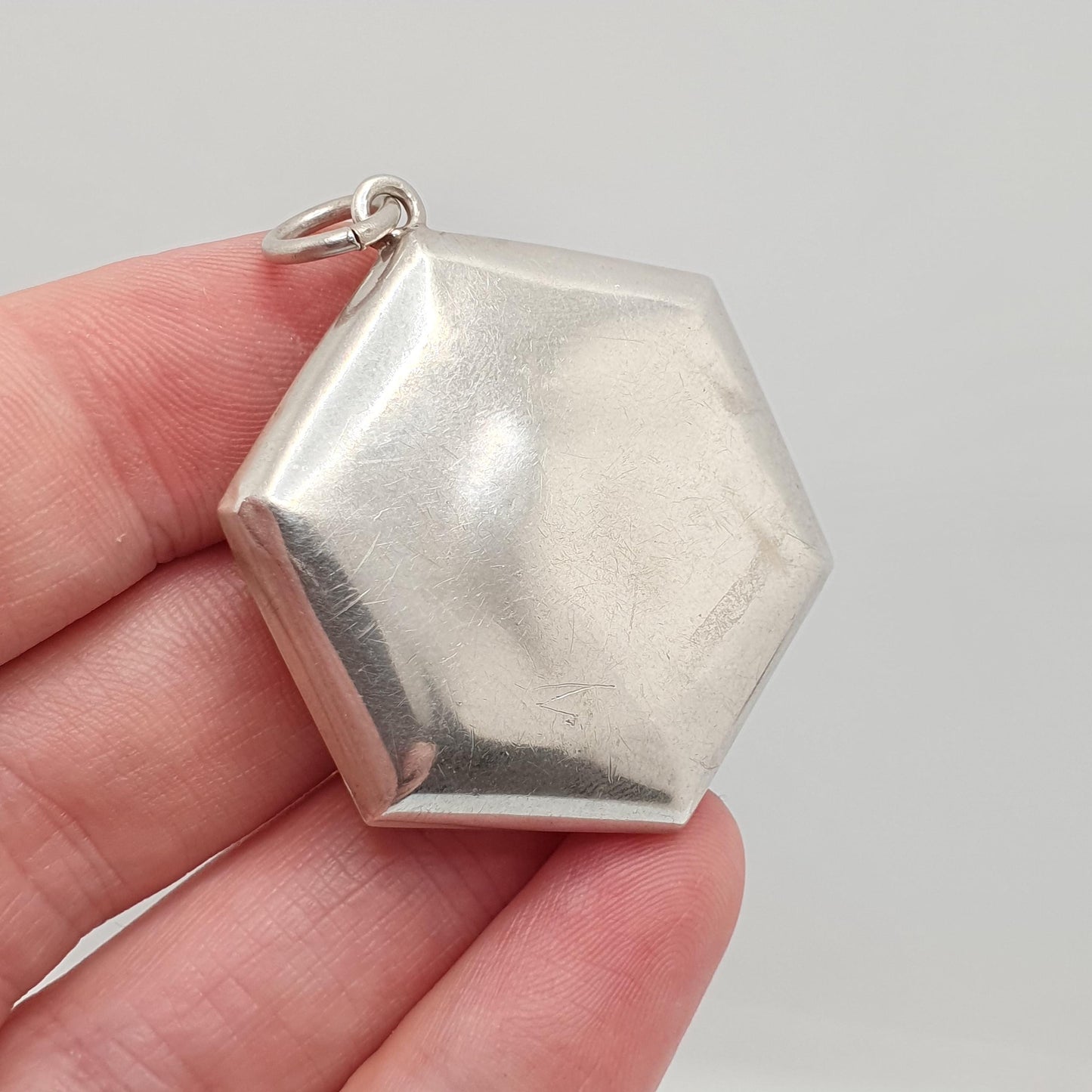 Antique Sterling Silver Powder Compact Locket Pendant Heart Hexagon Mirror 1925 Hallmarked Vintage Solid 925 Womens Jewelry Jewellery