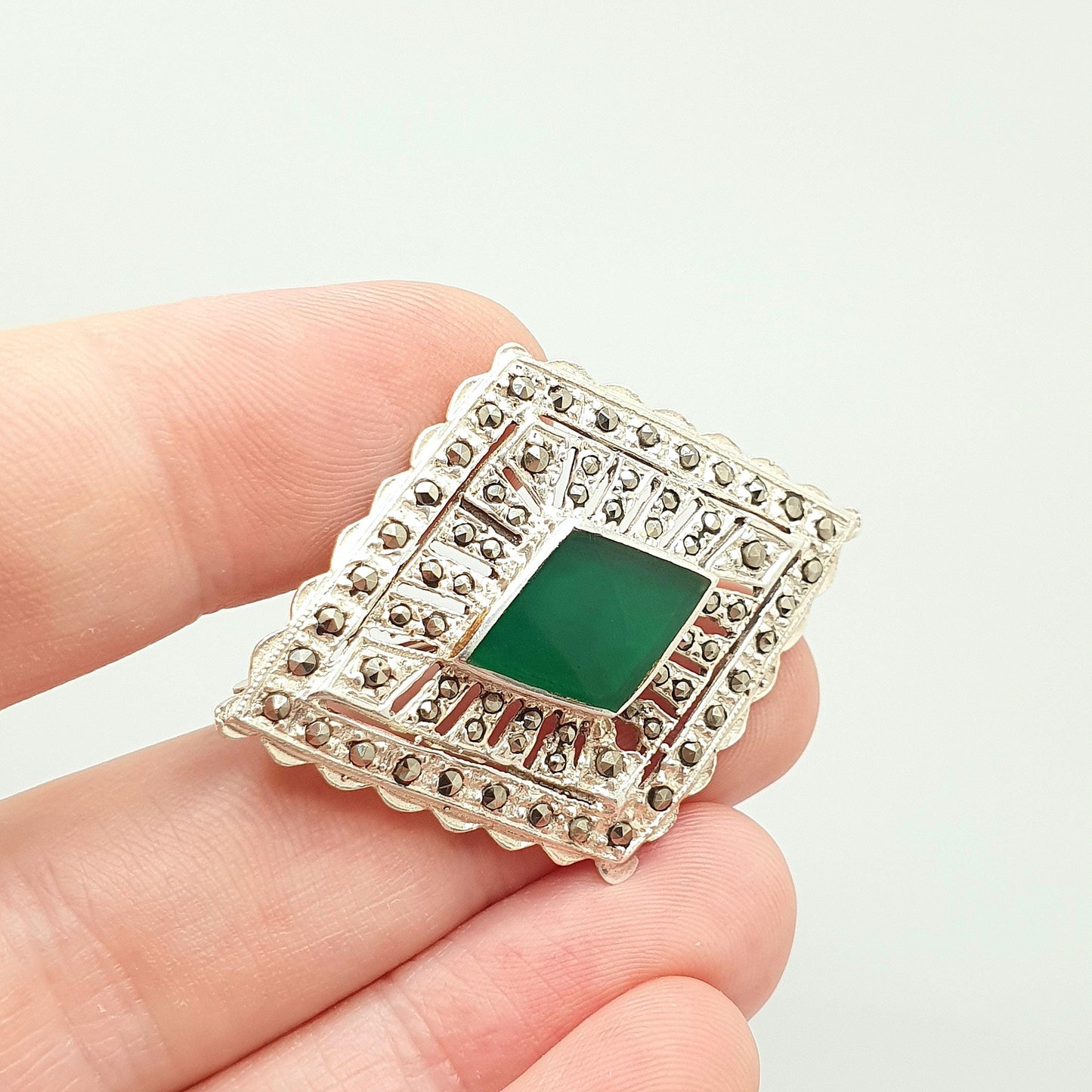 Vintage Sterling Silver Chrysoprase Brooch Art Deco Style Marcasite Genuine Green Gemstone Kite Cabochon Womens Ladies Jewelry Jewellery