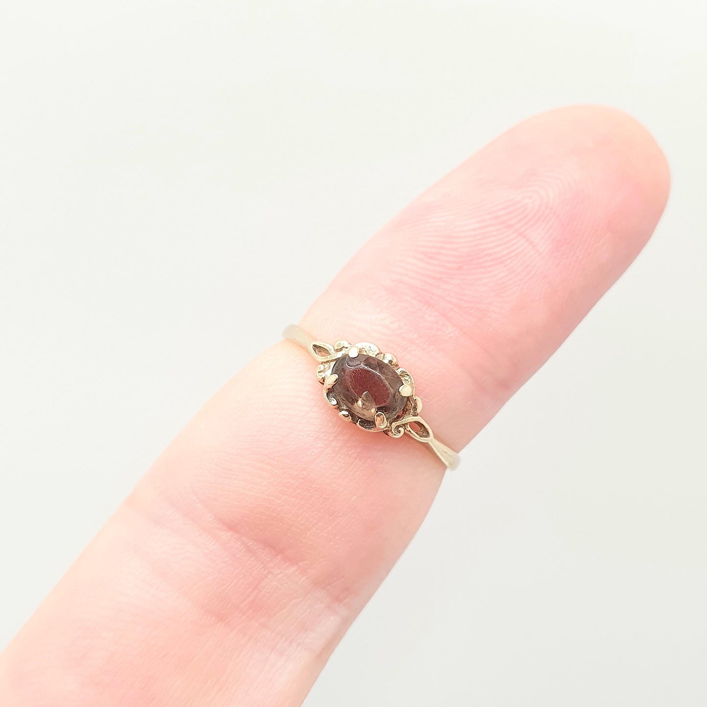 Vintage 9k 9ct Gold Smoky Quartz Ring Oval Cut Solid 375 1991 Hallmark Smokey Gemstone Fine Retro 9kt Estate Womens Jewelry Jewellery