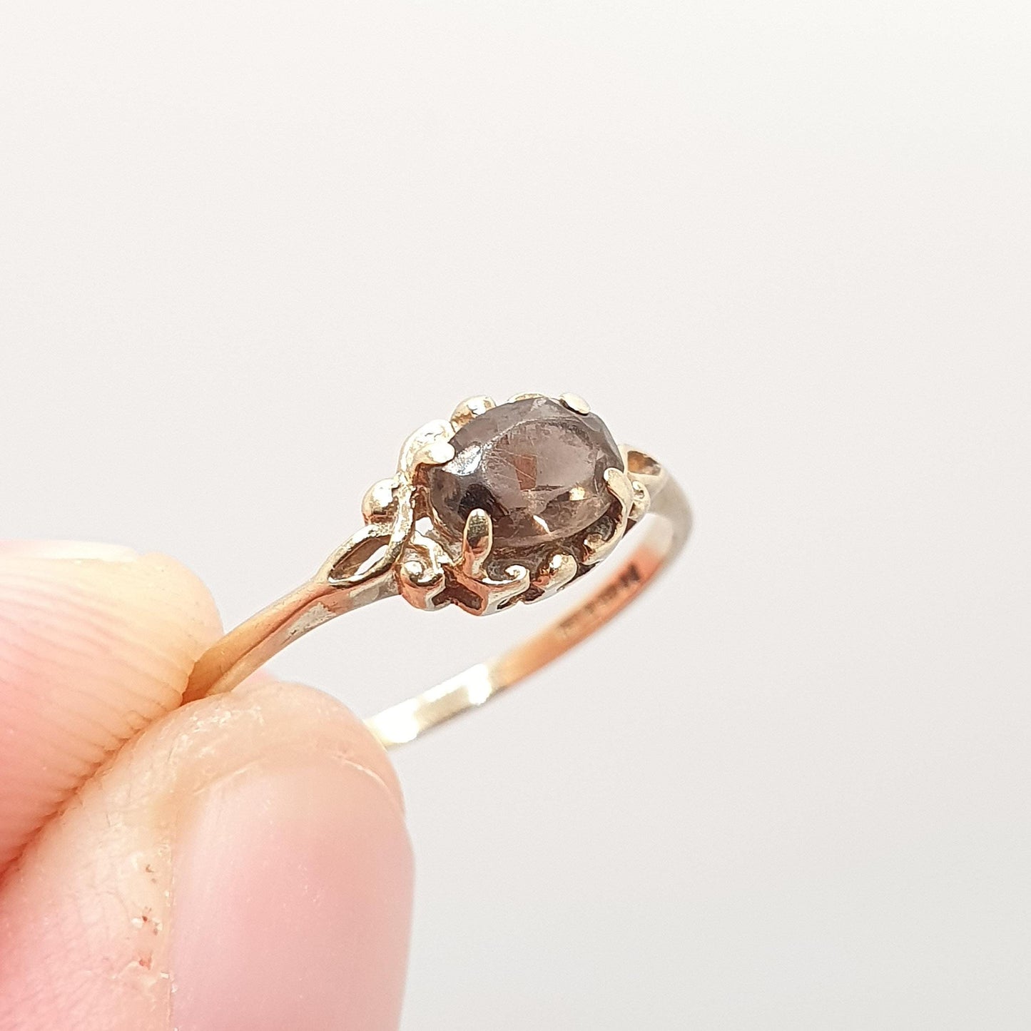 Vintage 9k 9ct Gold Smoky Quartz Ring Oval Cut Solid 375 1991 Hallmark Smokey Gemstone Fine Retro 9kt Estate Womens Jewelry Jewellery