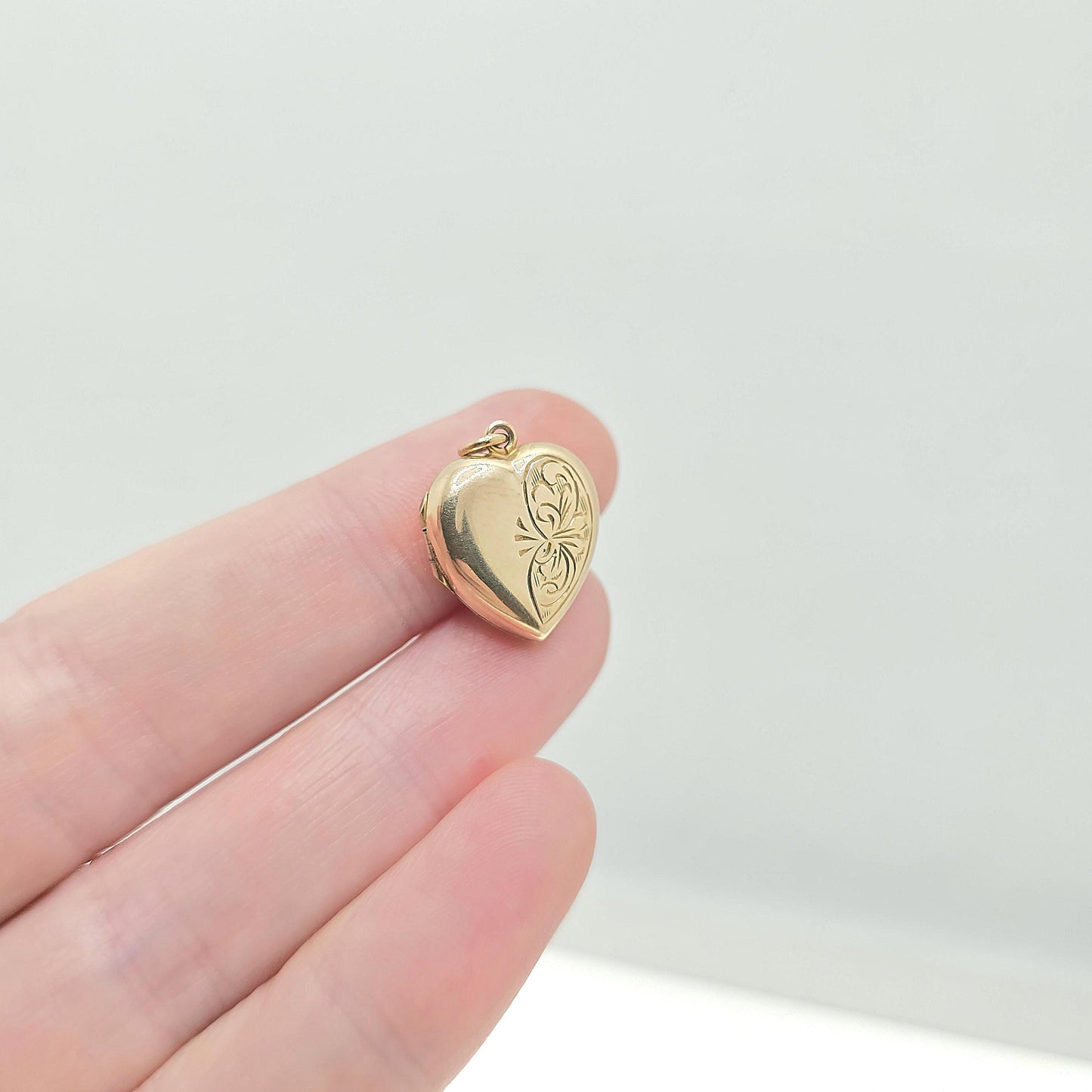 Antique 9ct Gold Heart Locket Small Cute Engraved Solid 9k 375 Pendant Fine Estate Love Gift Back & Front Necklace Jewelry Womens Jewellery
