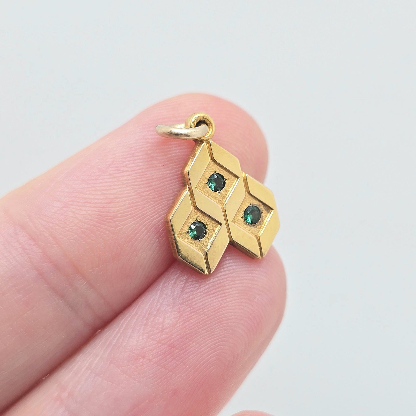 Vintage 10k Gold Honeycomb Pendant Necklace Green Tourmaline Solid 417 10kt Necklace Honey Bee Yellow Modernist Retro Jewelry Jewellery