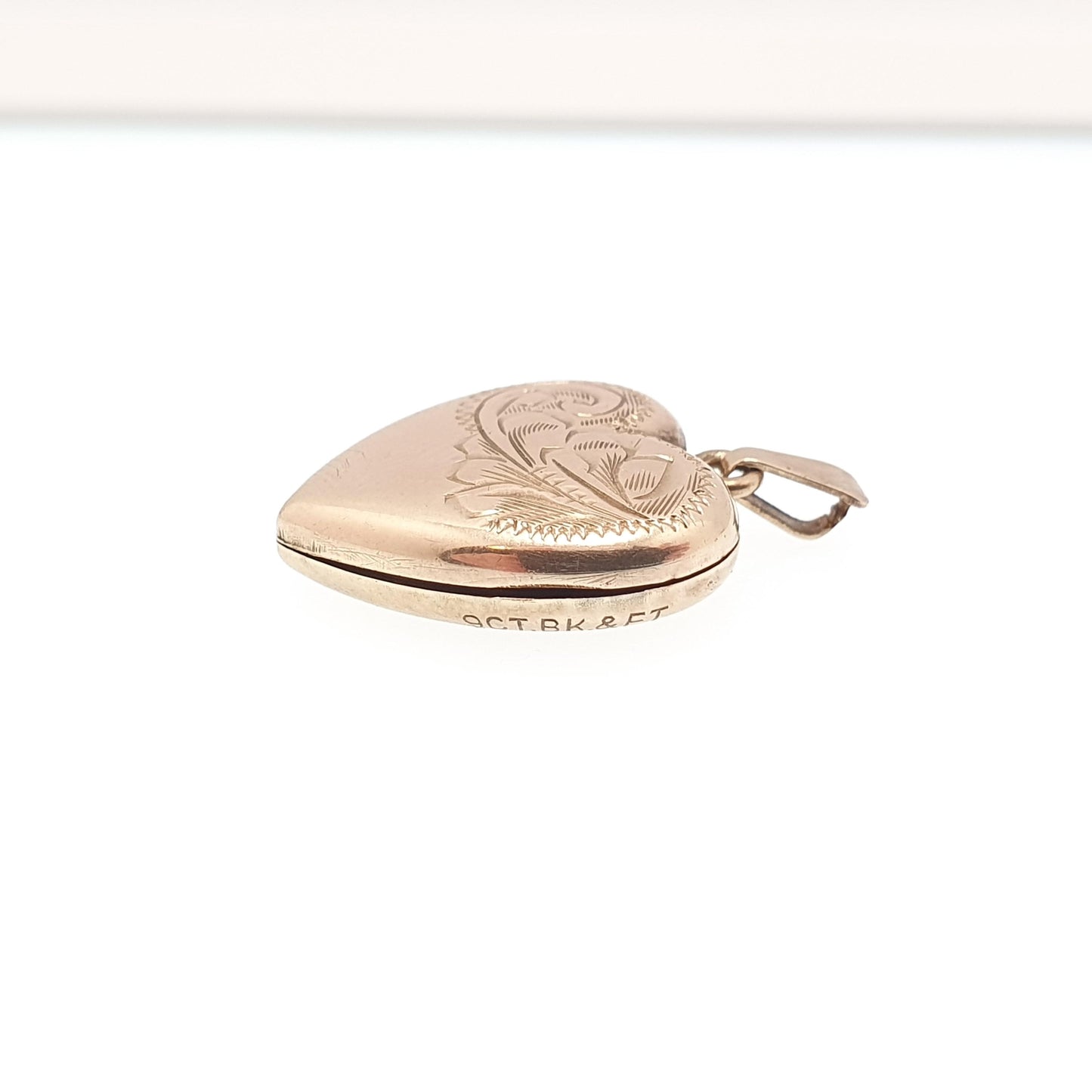 Antique 9ct Gold Heart Locket Cute Engraved Solid 9k 375 Pendant Fine Estate Love Gift Back & Front Necklace Retro Jewelry Womens Jewellery