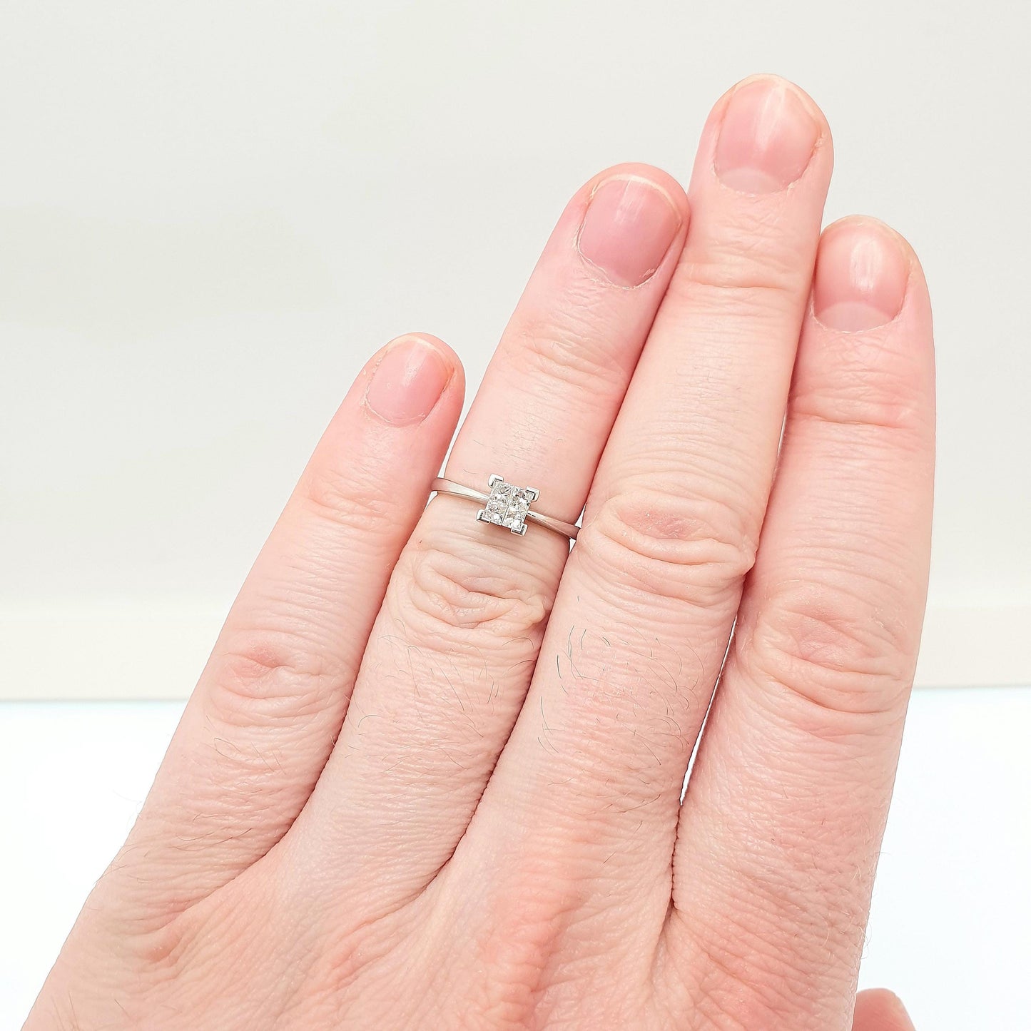 Solid 9ct 9k Gold Diamond Ring Princess Cut Natural Diamonds 0.2ct White Gold 375 Real Gemstone Fine Estate Womens Jewelry Jewellery