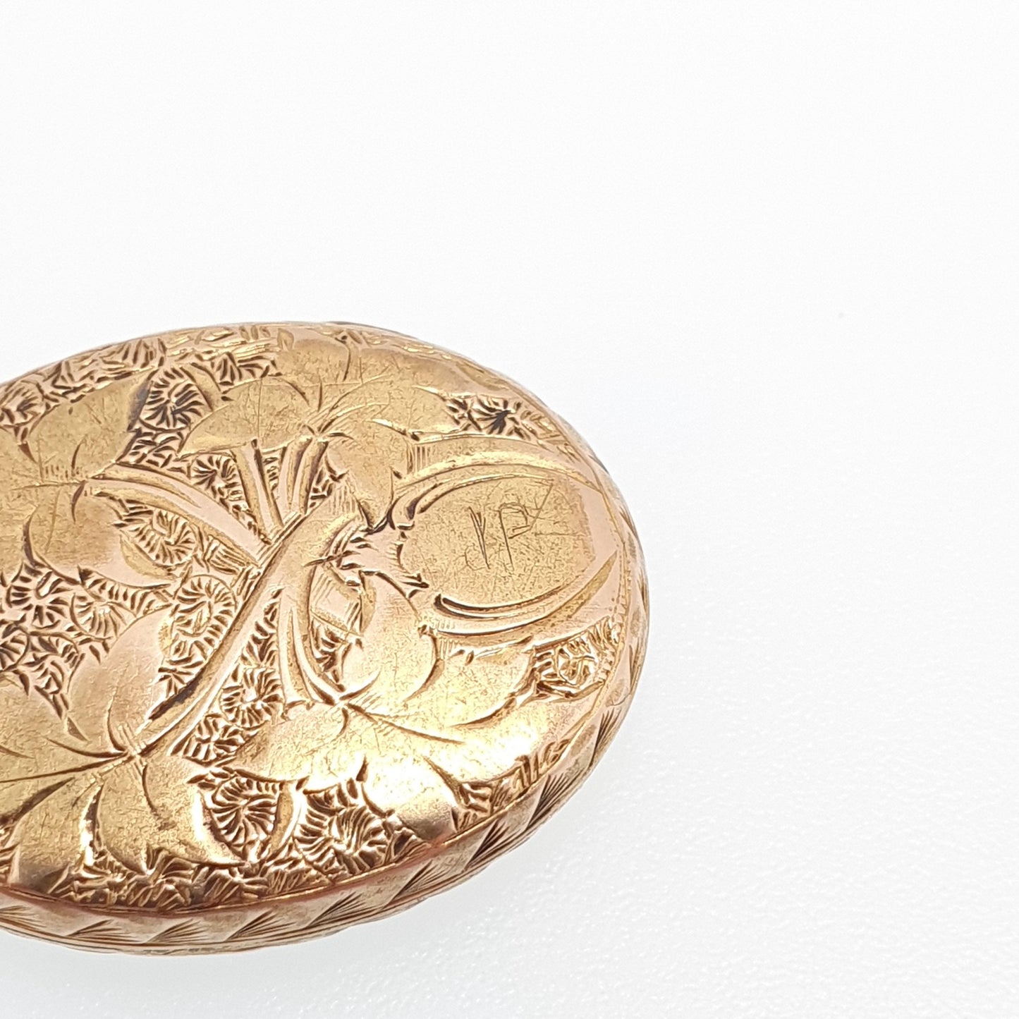 Antique Victorian Locket Solid 14kt 14k Gold Hand Engraved Mourning Solid 585 All Gold Small Oval Gift Necklace Pendant Vintage Jewelry