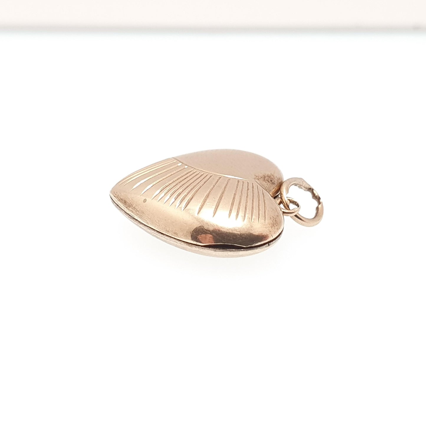 Antique 9ct 9k Gold Heart Locket Sunburst Art Deco Solid Yellow Gold Back & Front Engraved 1920s Necklace Photo Pendant Jewelry Jewellery