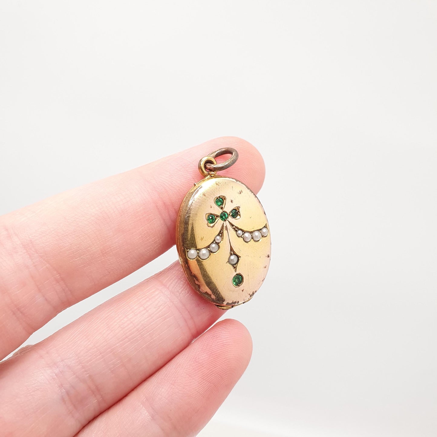 Antique Rolled Gold Locket Emerald Paste Seed Pearl Bow Necklace Pendant Victorian Yellow Filled Oval Pattern Vintage Jewellery Jewelry