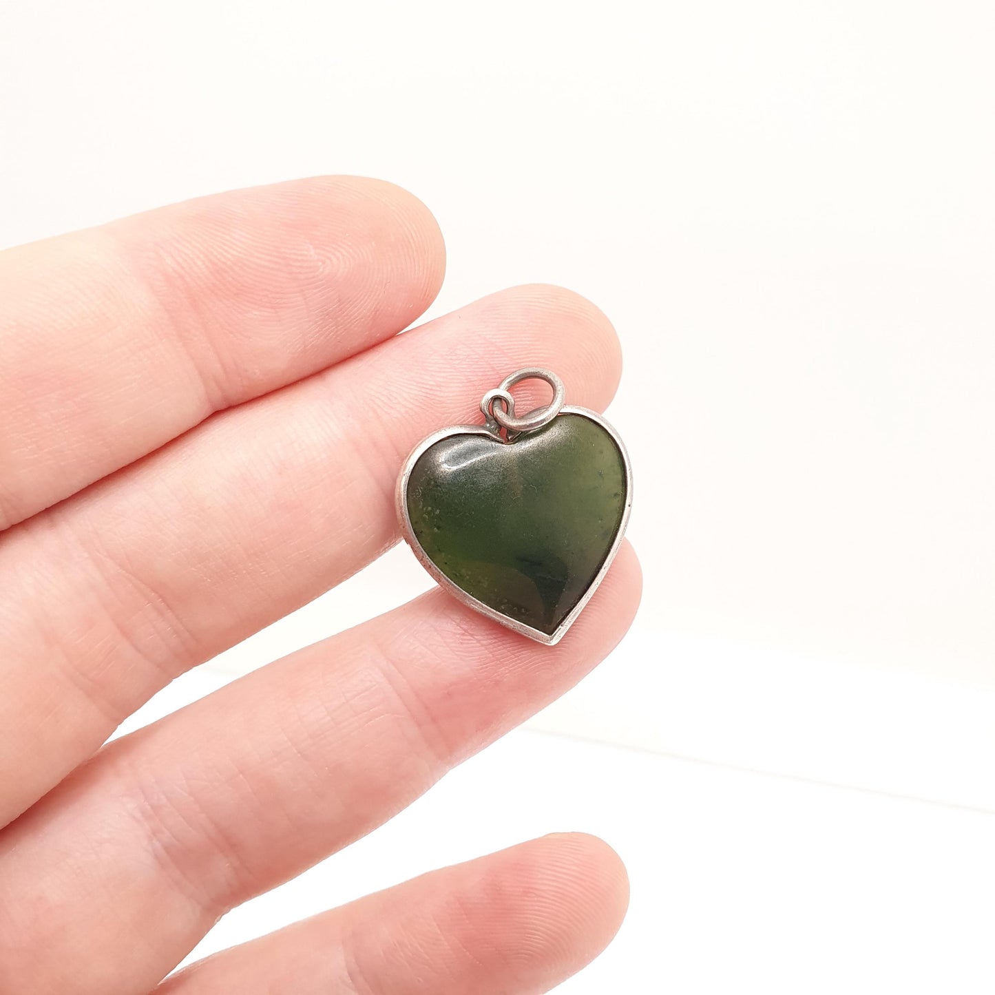 Antique Solid Silver Nephrite Jade Heart Pendant Necklace New Zealand Jadeite Love Gift Vintage Jewelry Jewellery Mens Womens
