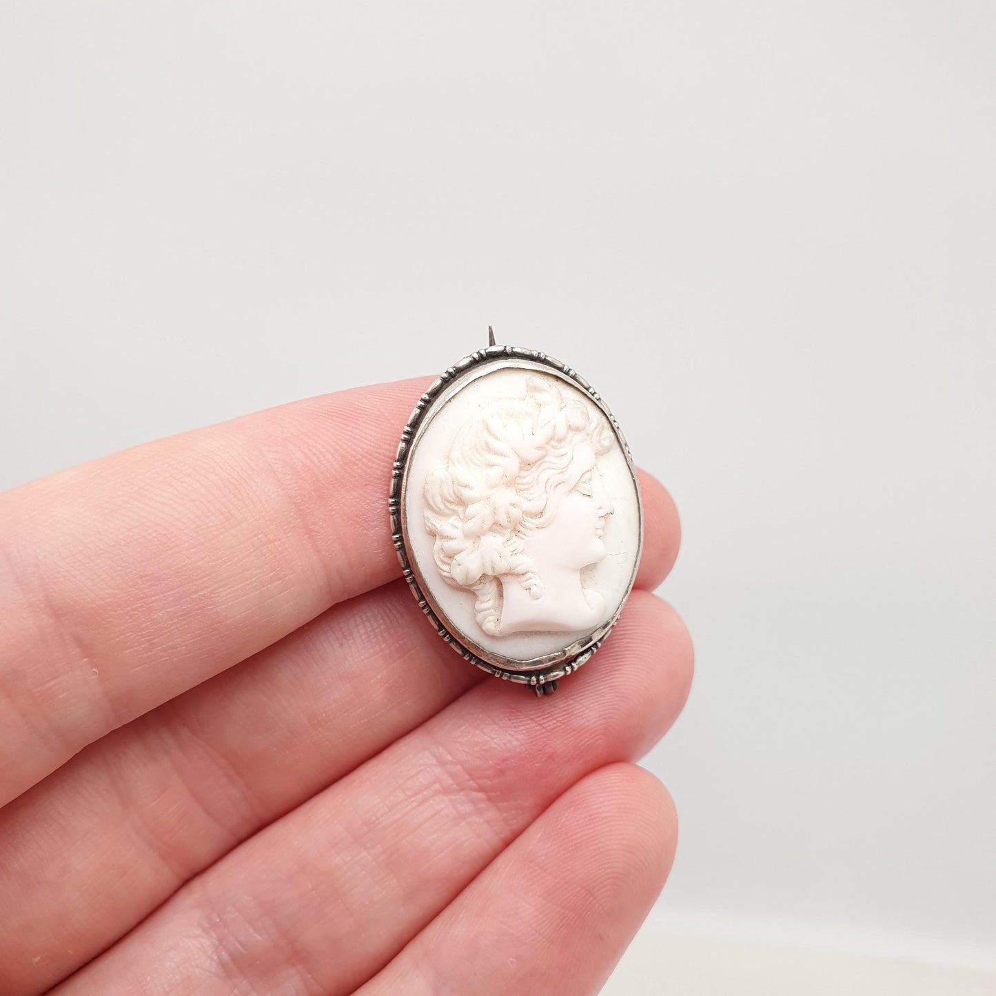 Antique Victorian Cameo Solid Silver Brooch Pink Conch Shell High Relief Large Big Vintage Rope Handmade 1800s Womens Jewelry Jewellery