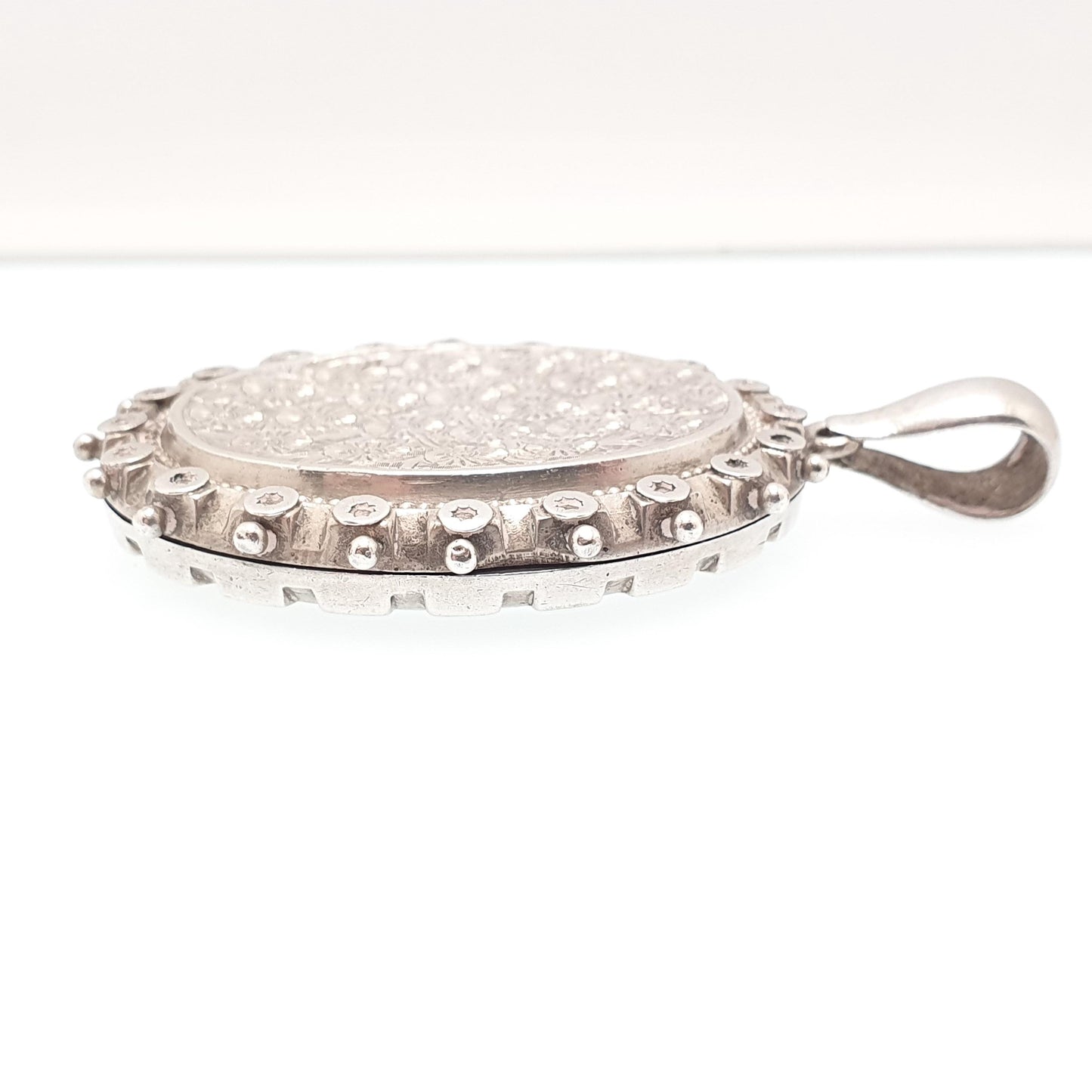 Antique Victorian Sterling Silver Locket Star Border Geometric Beaded 1882 Hallmark Pendant Picture Photo Etruscan Vintage Jewelry Jewellery