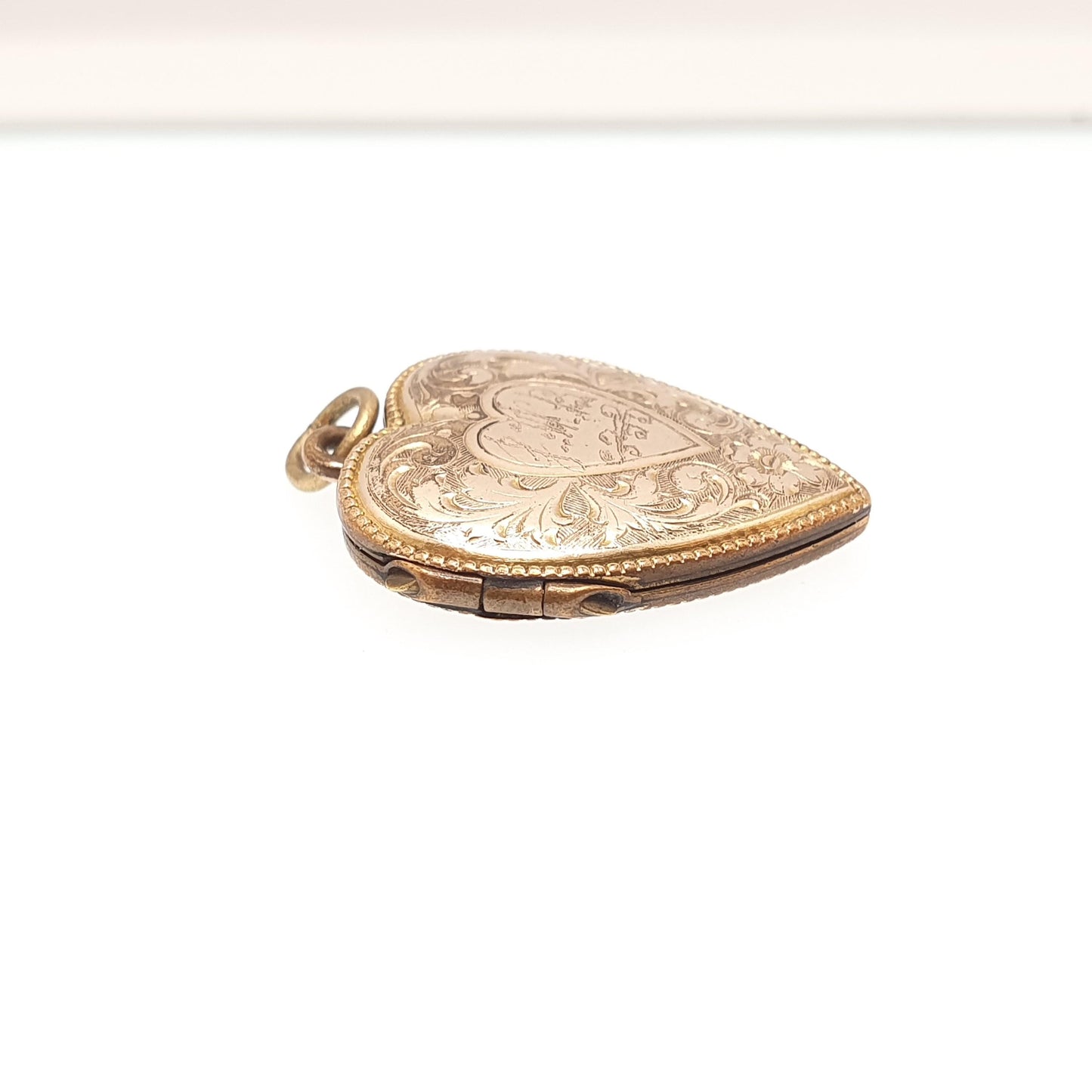 Antique Rolled Gold Heart Locket Necklace Victorian Gold Filled Pendant Love Vintage Picture Photo Womens Ladies Jewellery Jewelry
