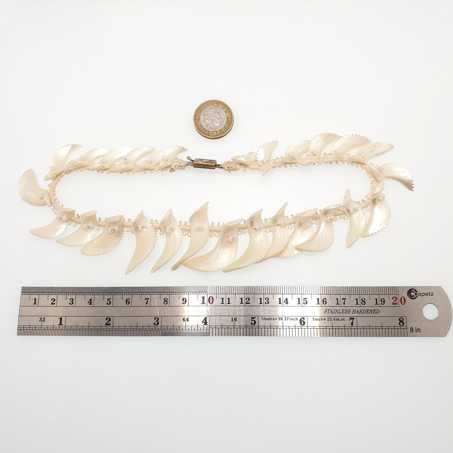 Antique Victorian Mother of Pearl Necklace Jagged Teeth Hand Carved Genuine Shell Lace Collar Twist Frill Pendants Womens Jewellery Jewelry