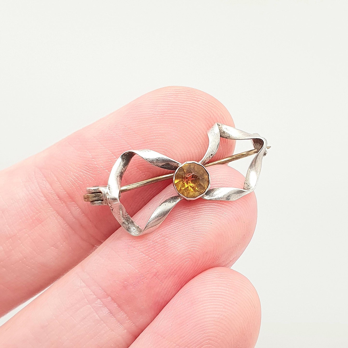 Antique Charles Horner Sterling Silver Bow Brooch Citrine Paste Infinity Knot Art Nouveau Infinity 1900s Vintage Womens Jewellery Jewelry