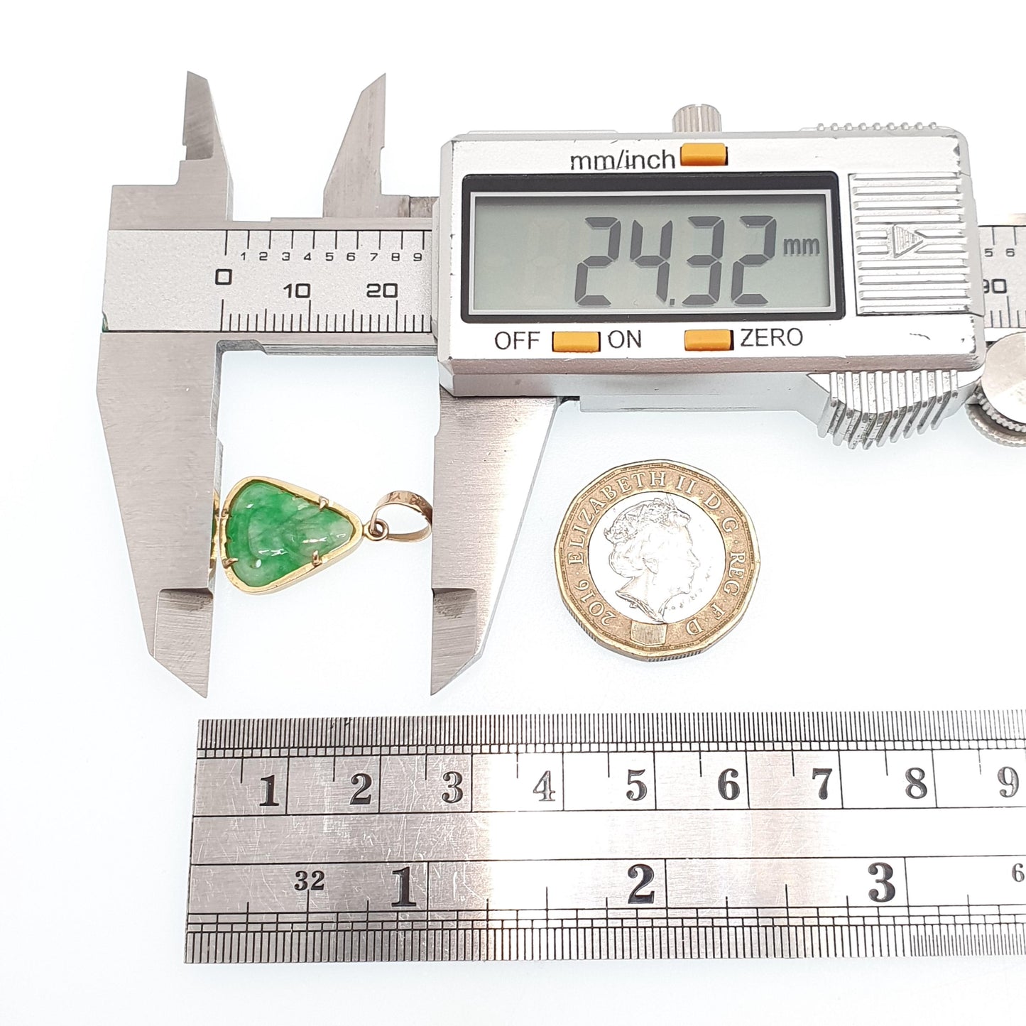Vintage 14kt 14k Gold Apple Green Jade Necklace Pendant Hand Carved Cameo Solid 585 Genuine Jadeite Gemstone Vintage Jewelry Jewellery
