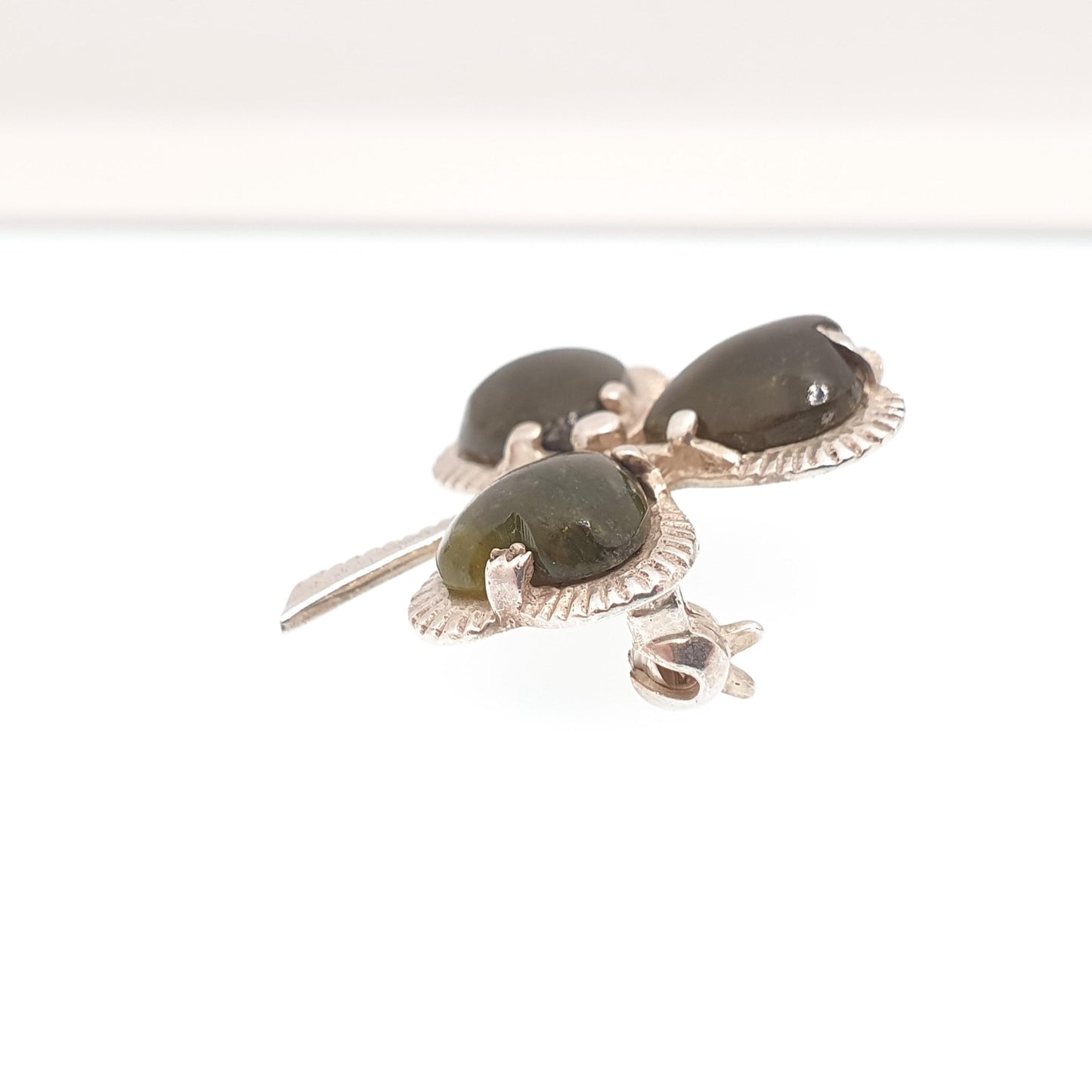 Vintage Connemara Marble Clover Brooch Pin Sterling Silver 1970 Hallmark Dublin Three Leaf Green Shamrock Celtic Gaelic Jewelry Jewellery